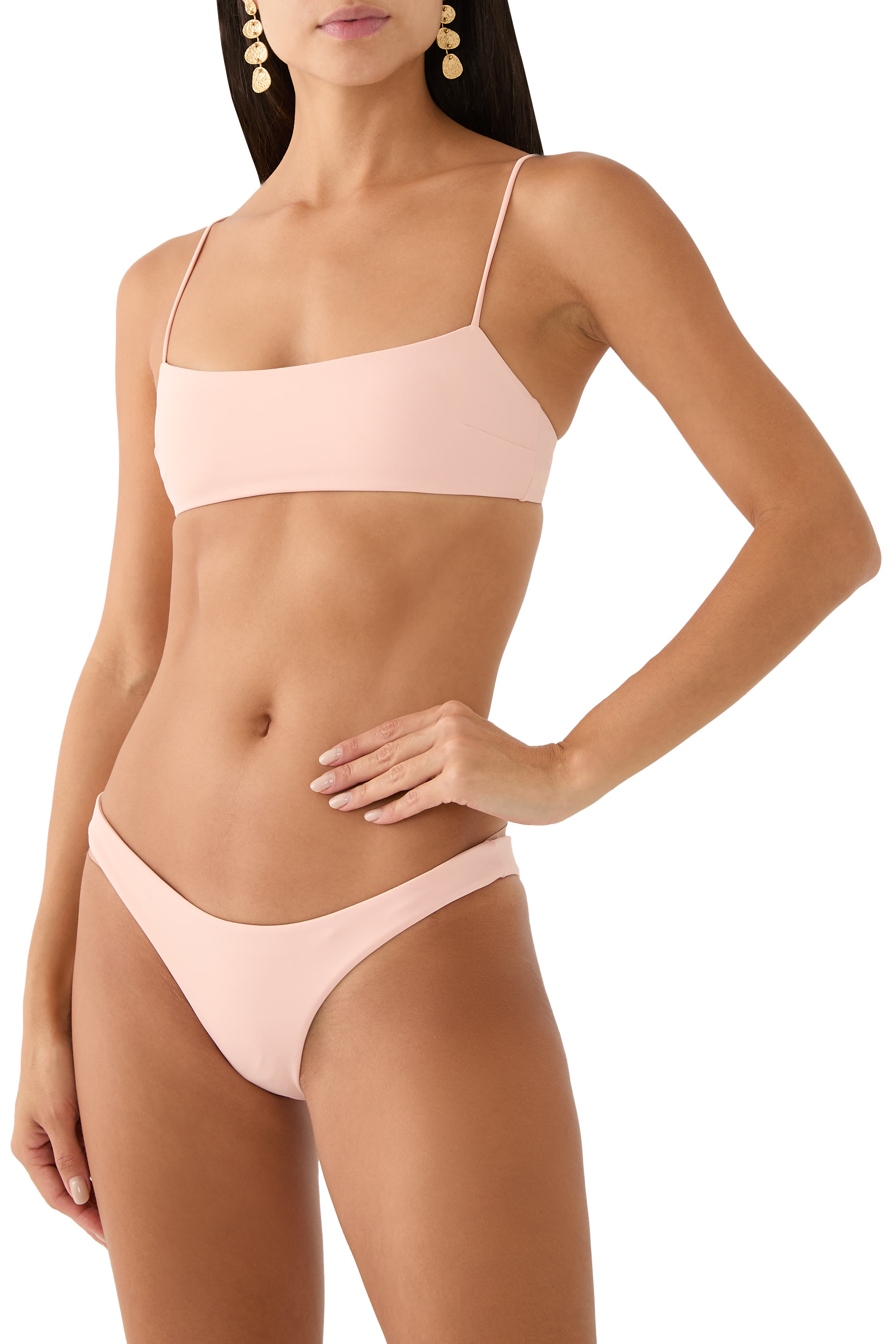 قطعة بيكيني سفلية بيزك بتصميم رفيع