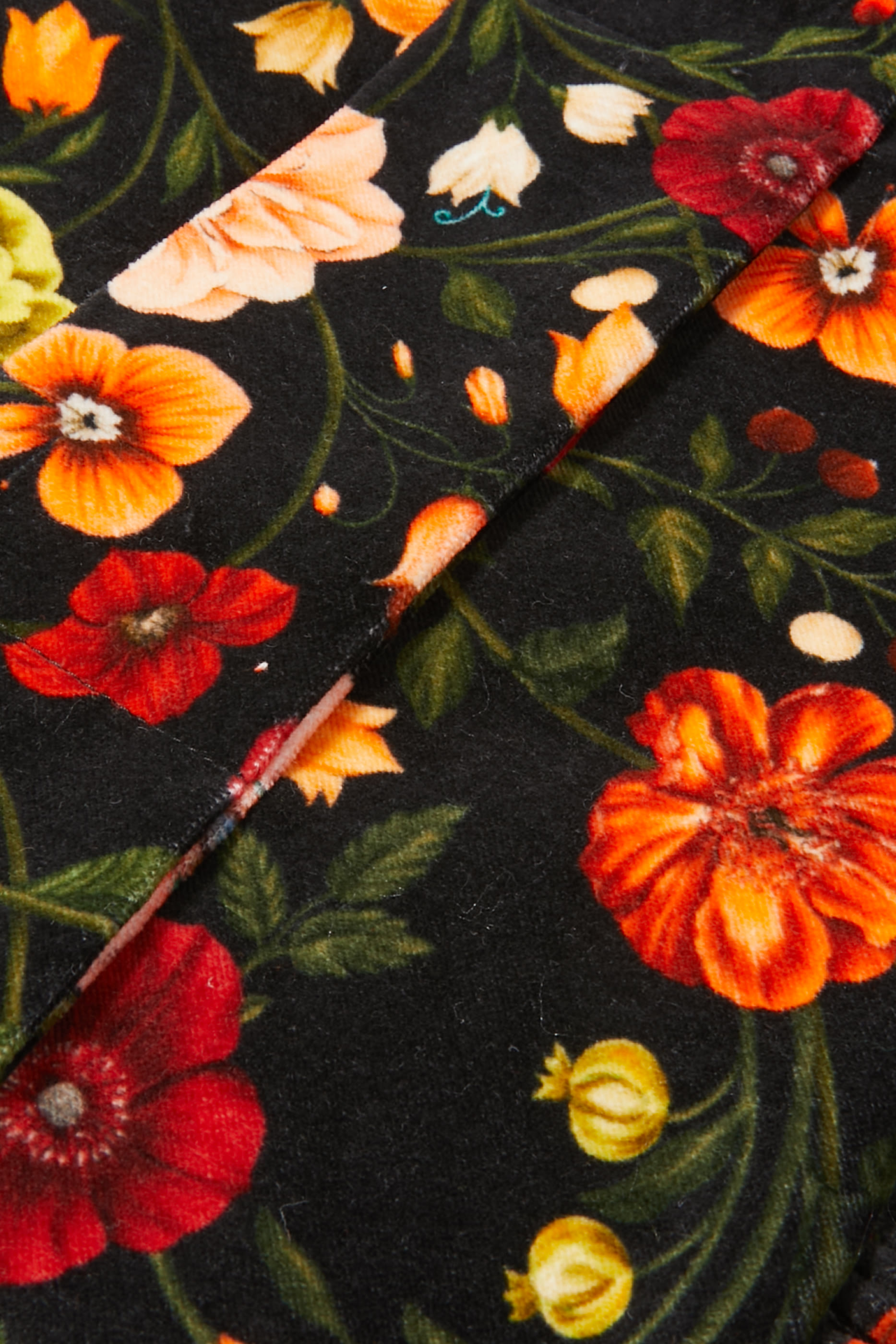 حقيبة صغيرة بيد قطن مخمل