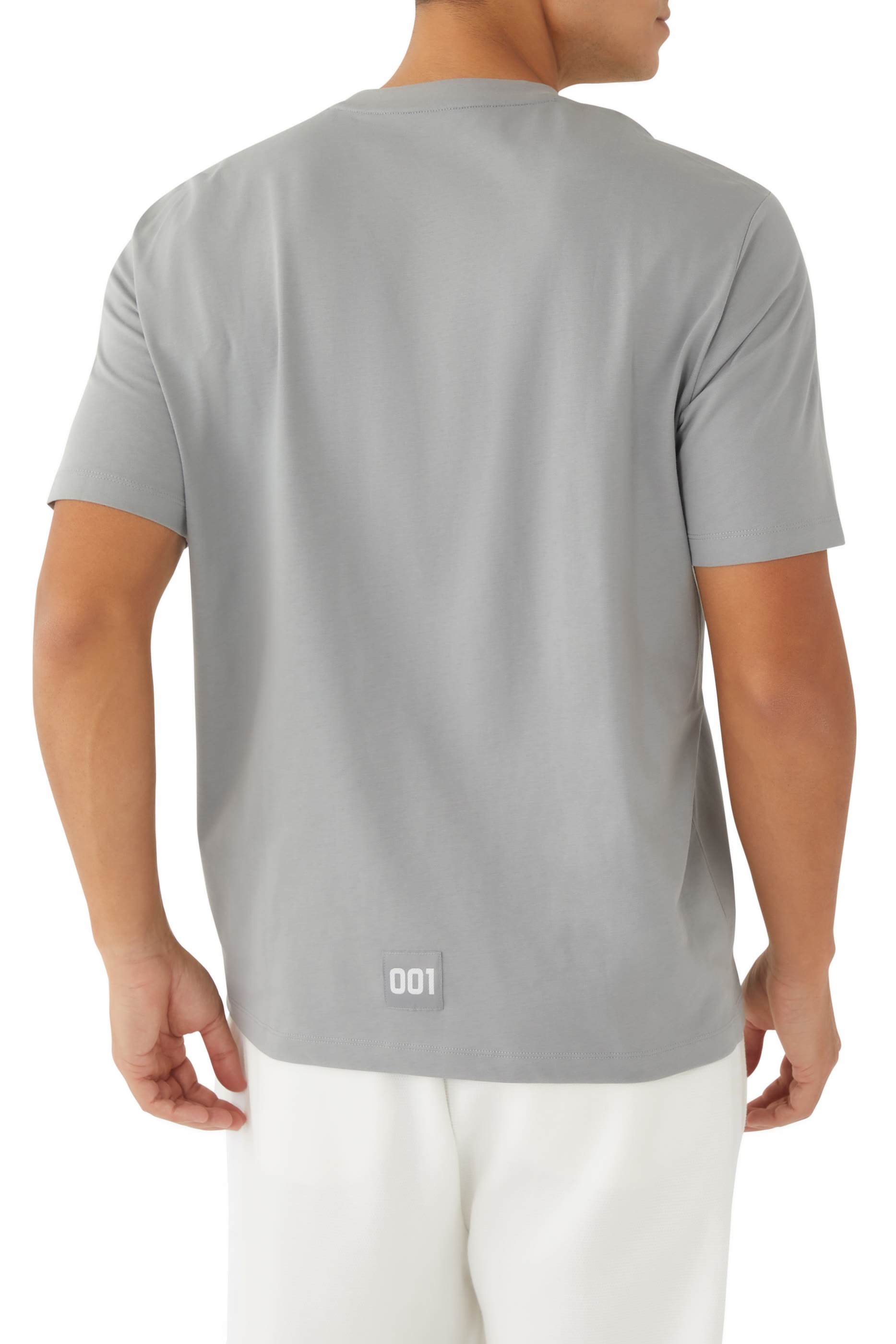 تيشيرت بطبعات شعار الماركة