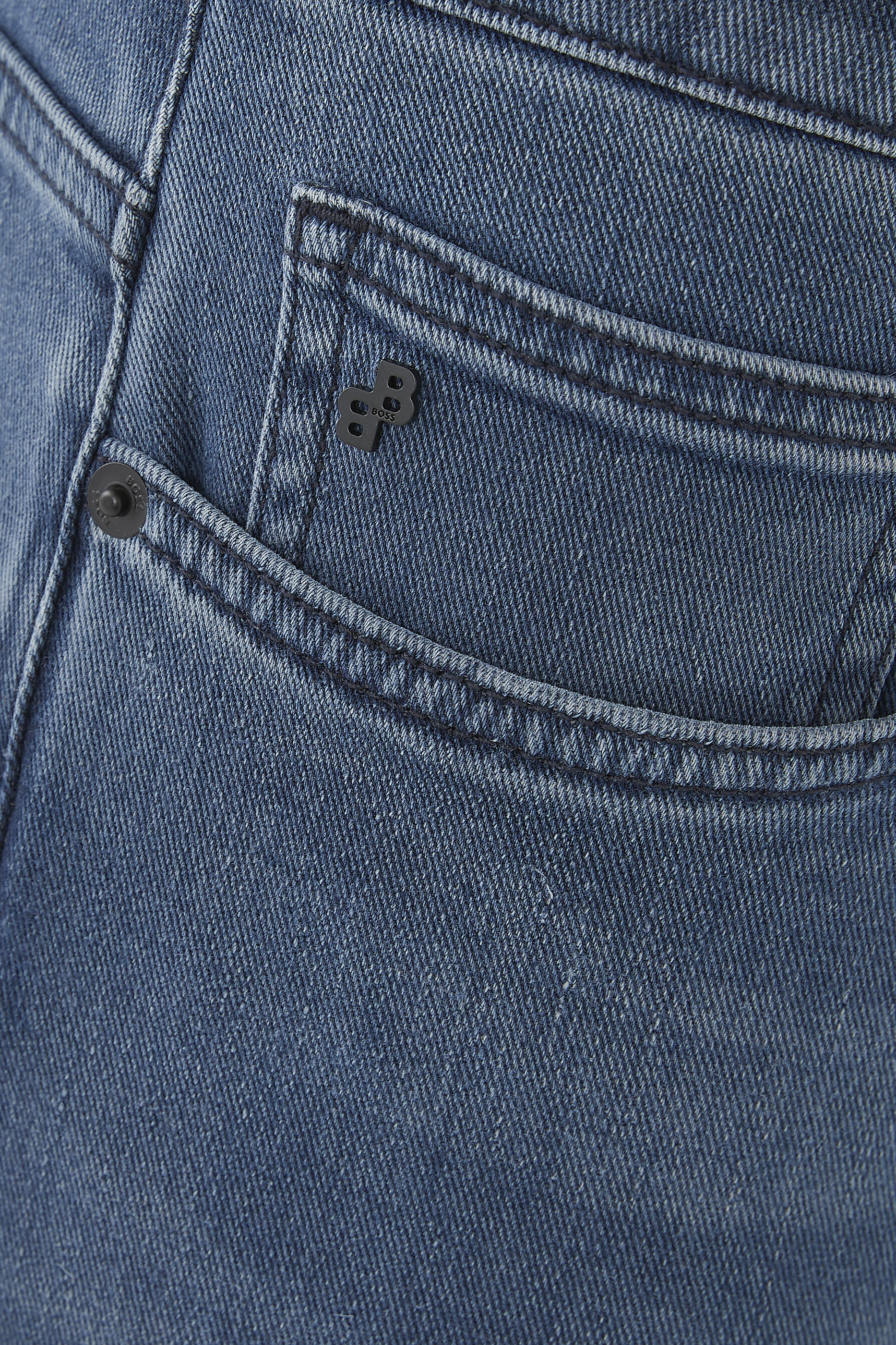 بنطال جينز ريسبونسيبل بقصة سليم