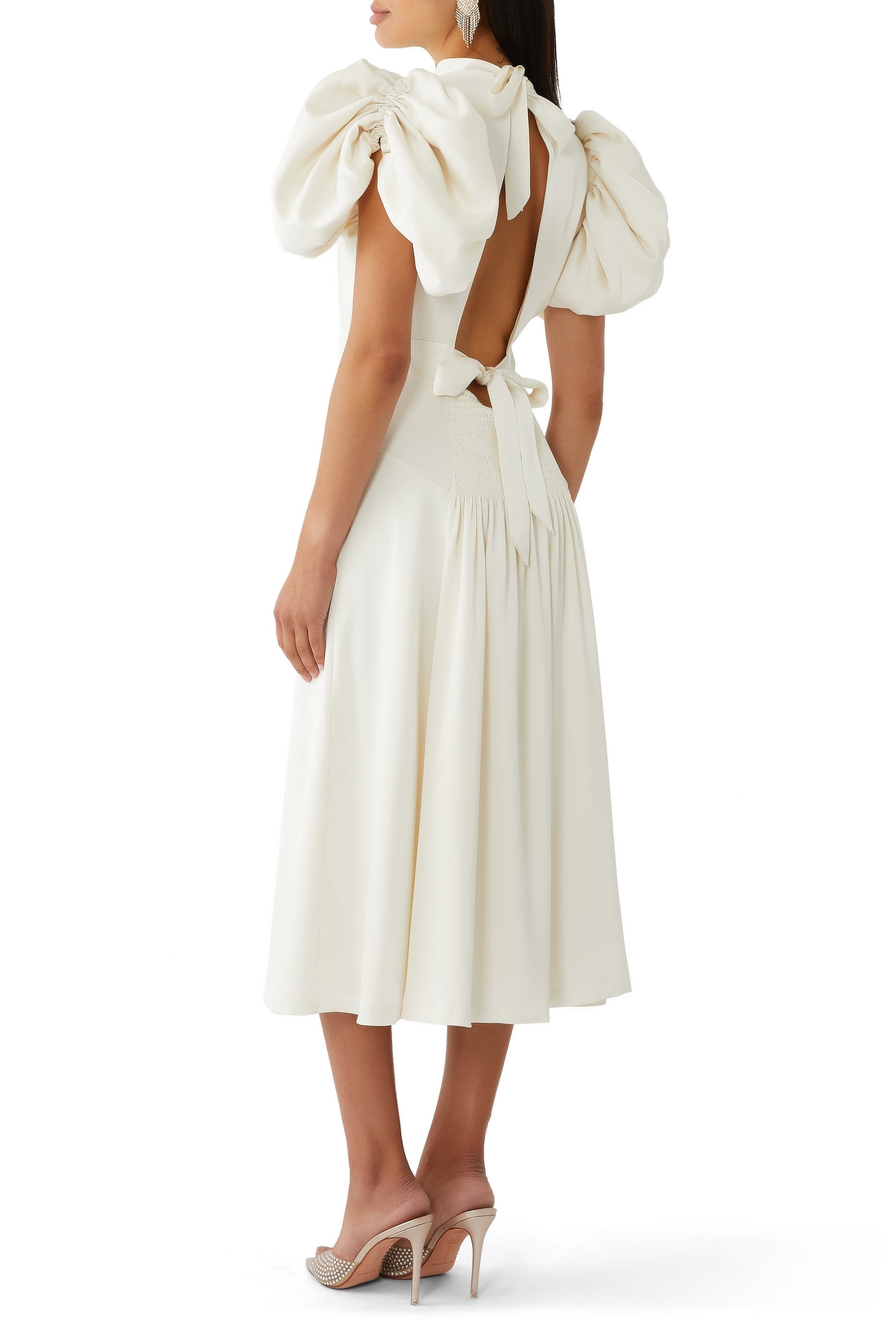 فستان متوسط الطول بأكمام منفوخة ستان