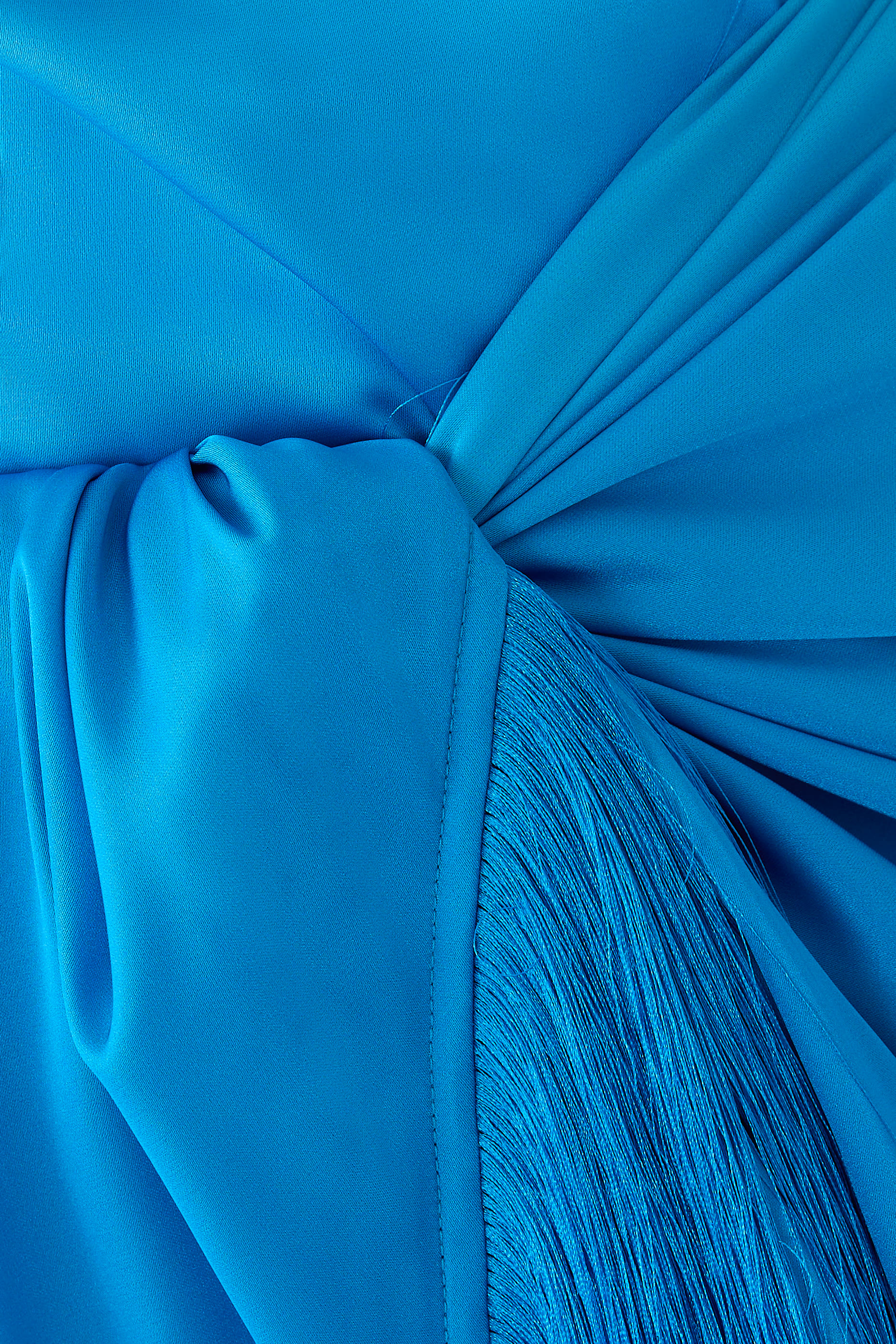 فستان ريبورش متوسط الطول