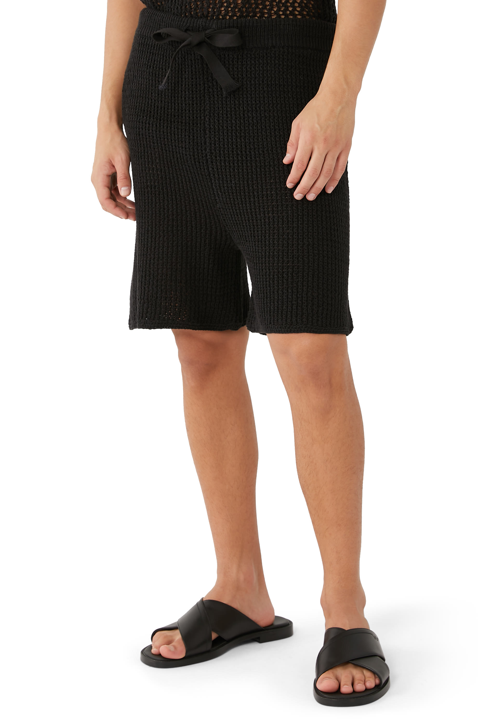 شورت نسيج مفتوح