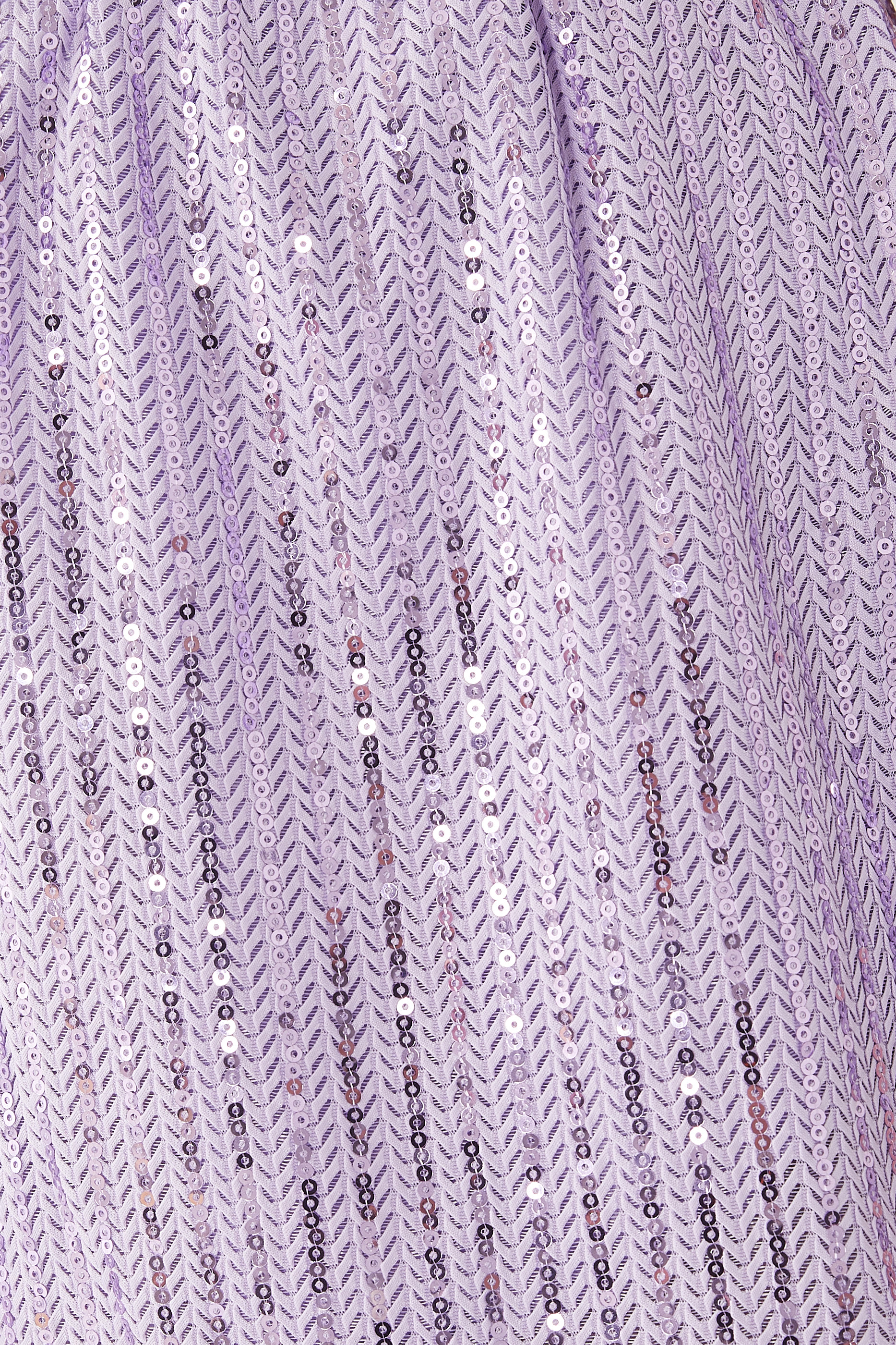 شورت آن بتطريزات ترتر مخططة