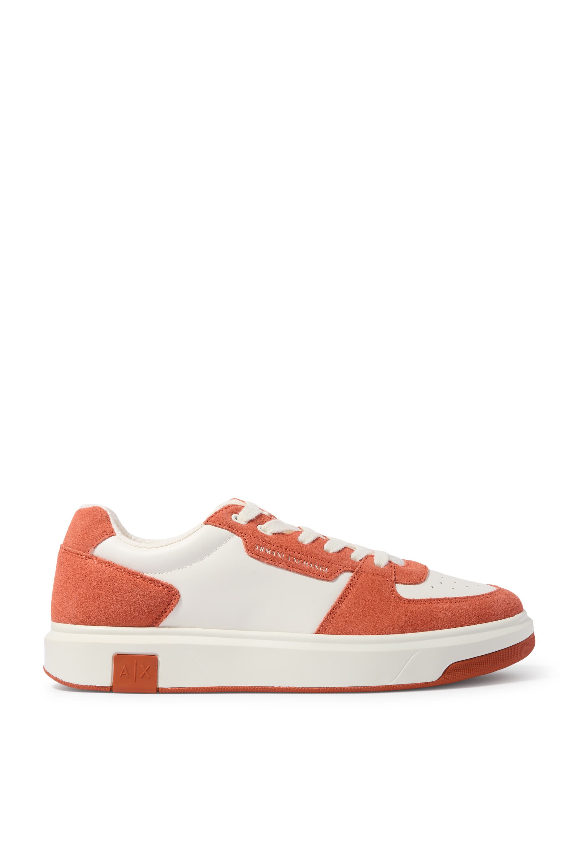 سنيكرز فينيس بشعار الماركة