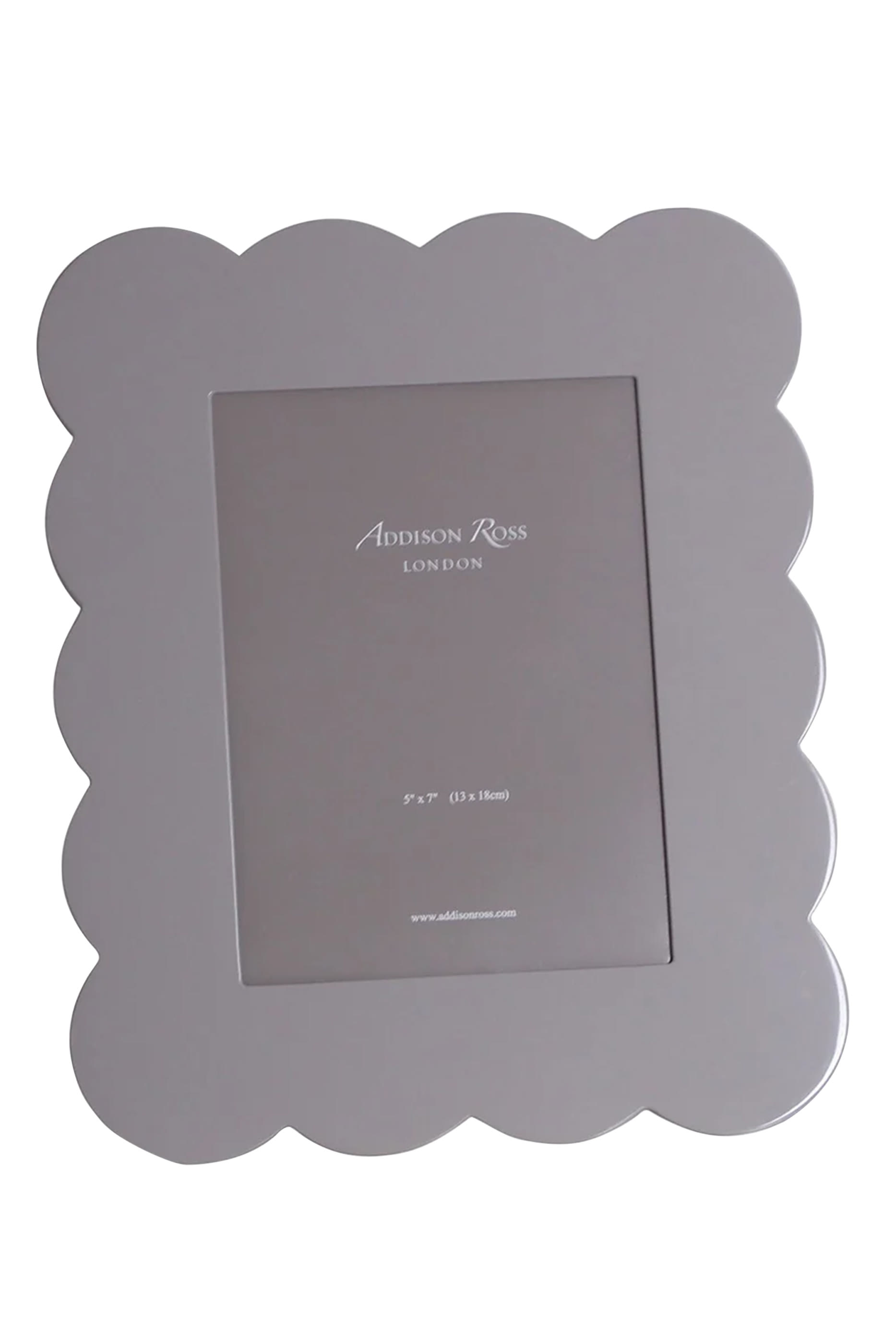 إطار صور بحواف صدفية