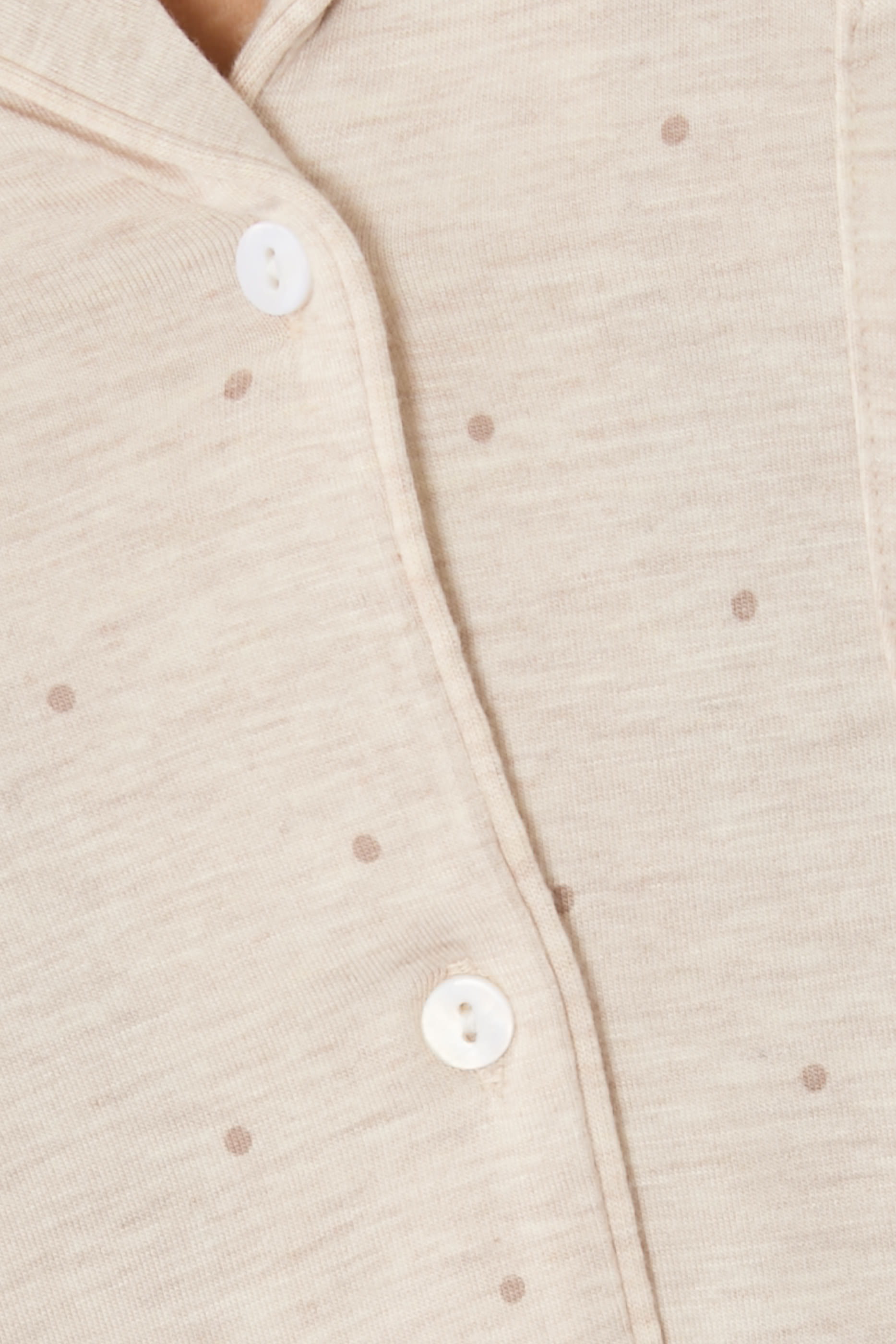 طقم بيجامة كلاسيكية بنقشة نقاط جيرسيه