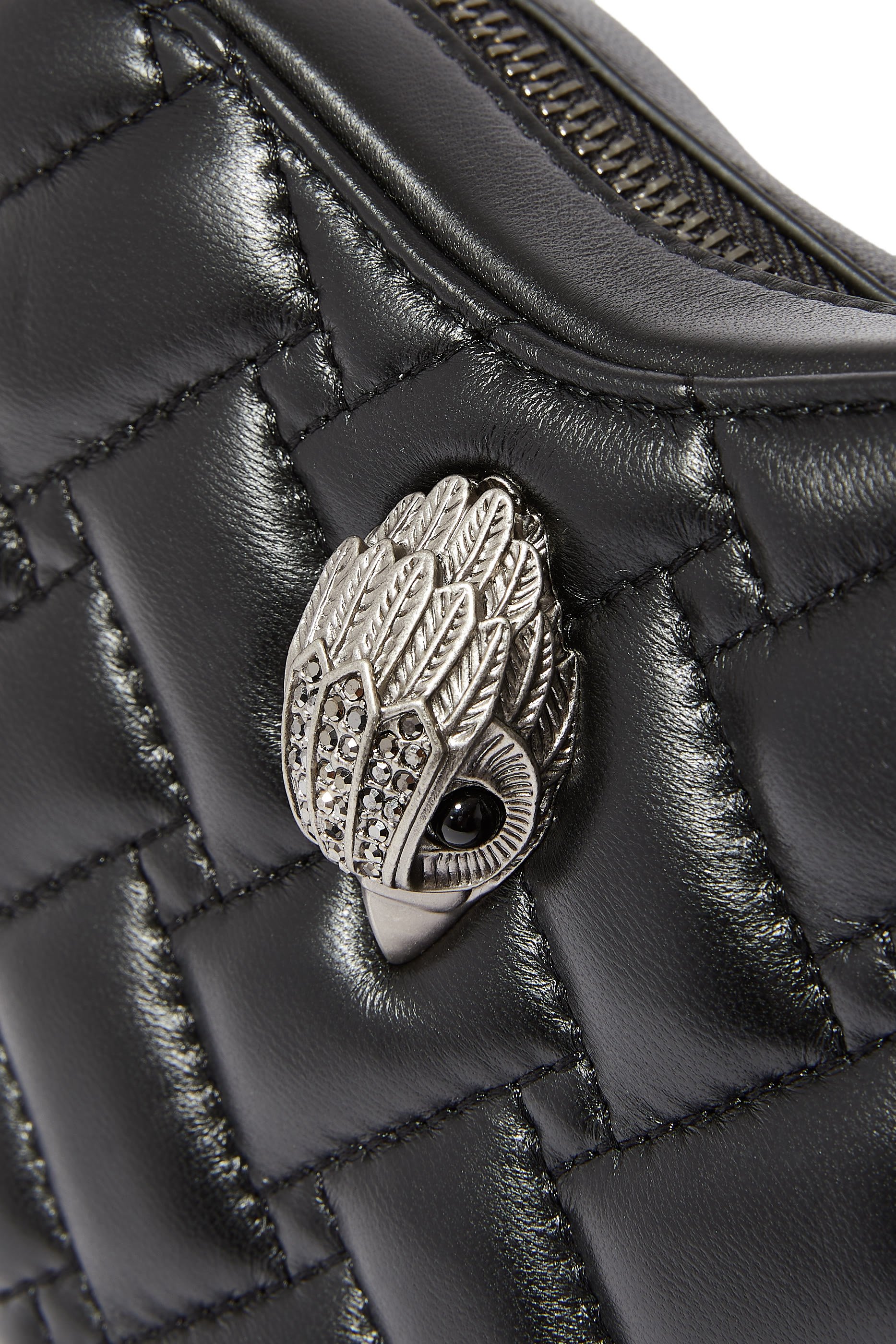 حقيبة كروس بودي كنسينغتون بتصميم قلب