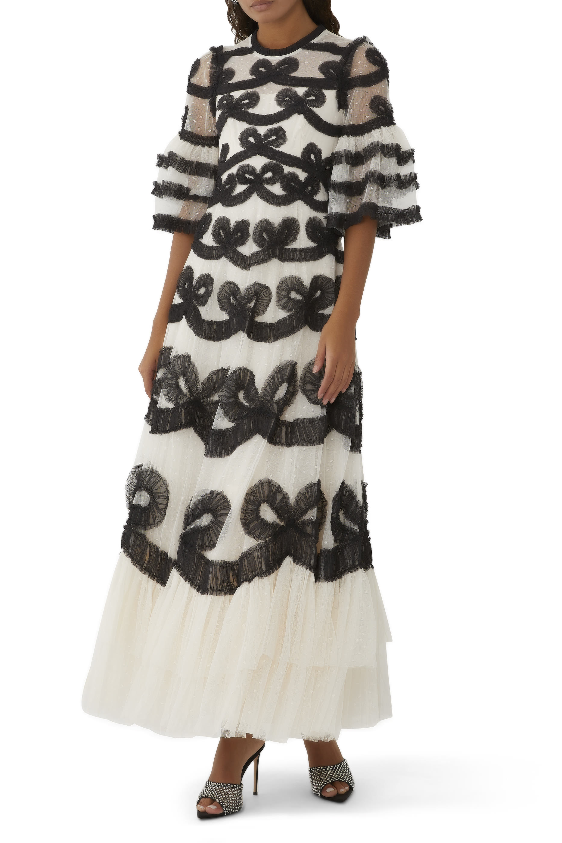 فستان سهرة إنغريد بربطاات فيونكة