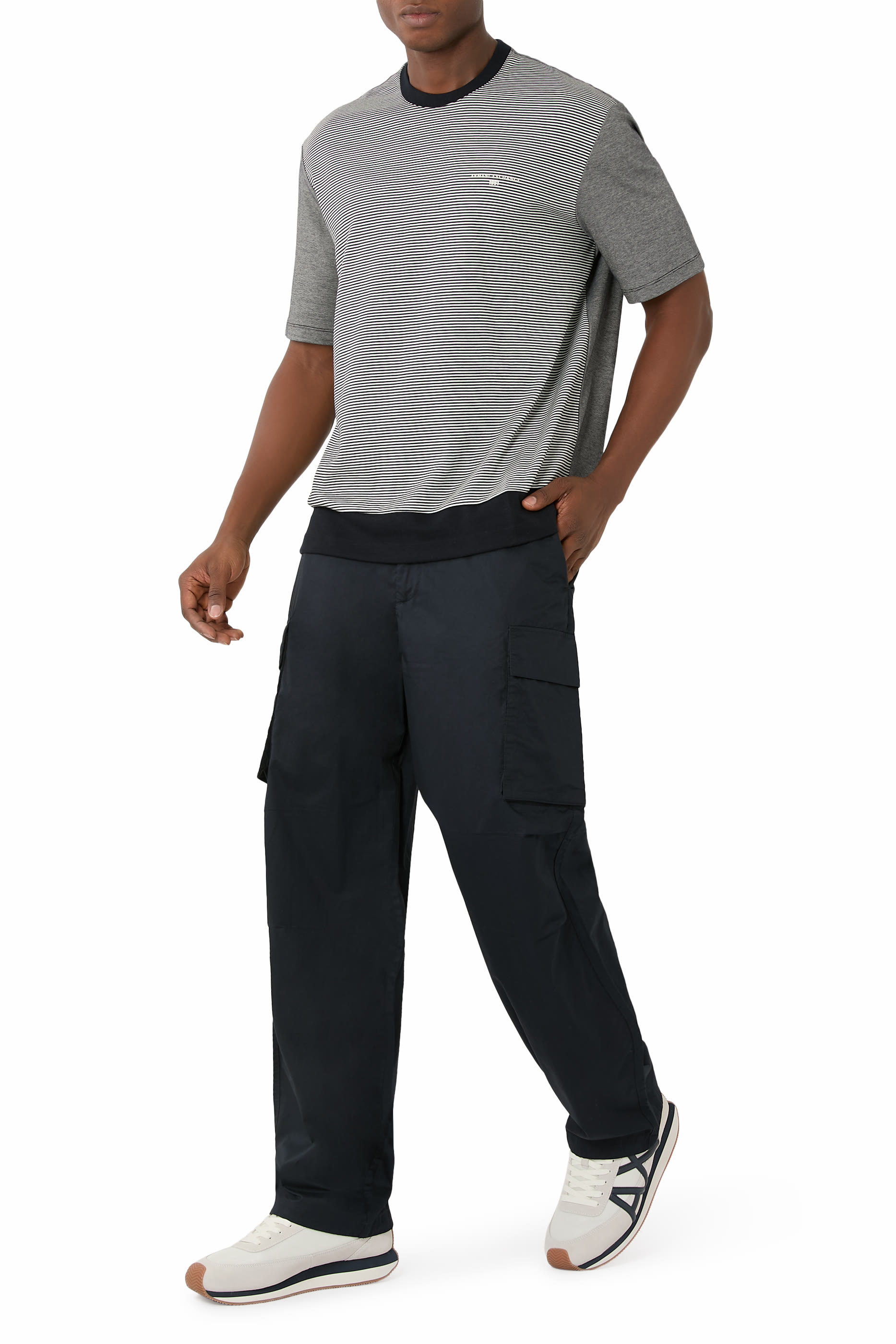 بنطال كارجو بقصة فضفاضة