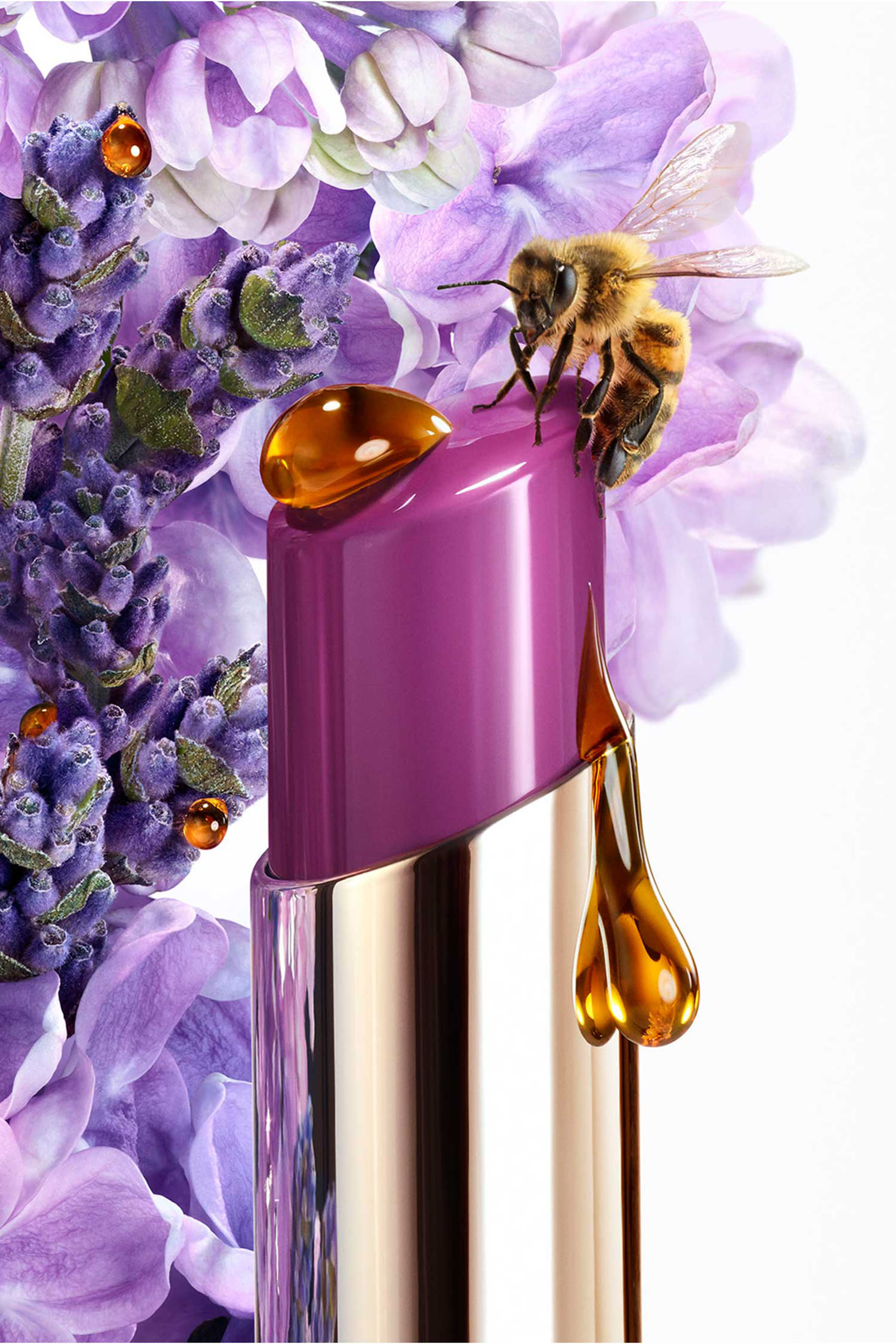 مرطب شفاه كيس كيس بي جلو