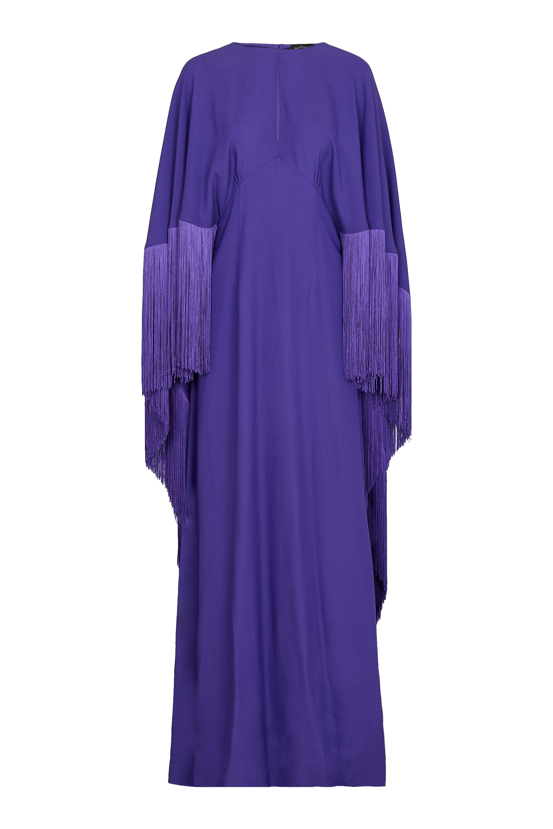 فستان طويل بتفاصيل شراشيب