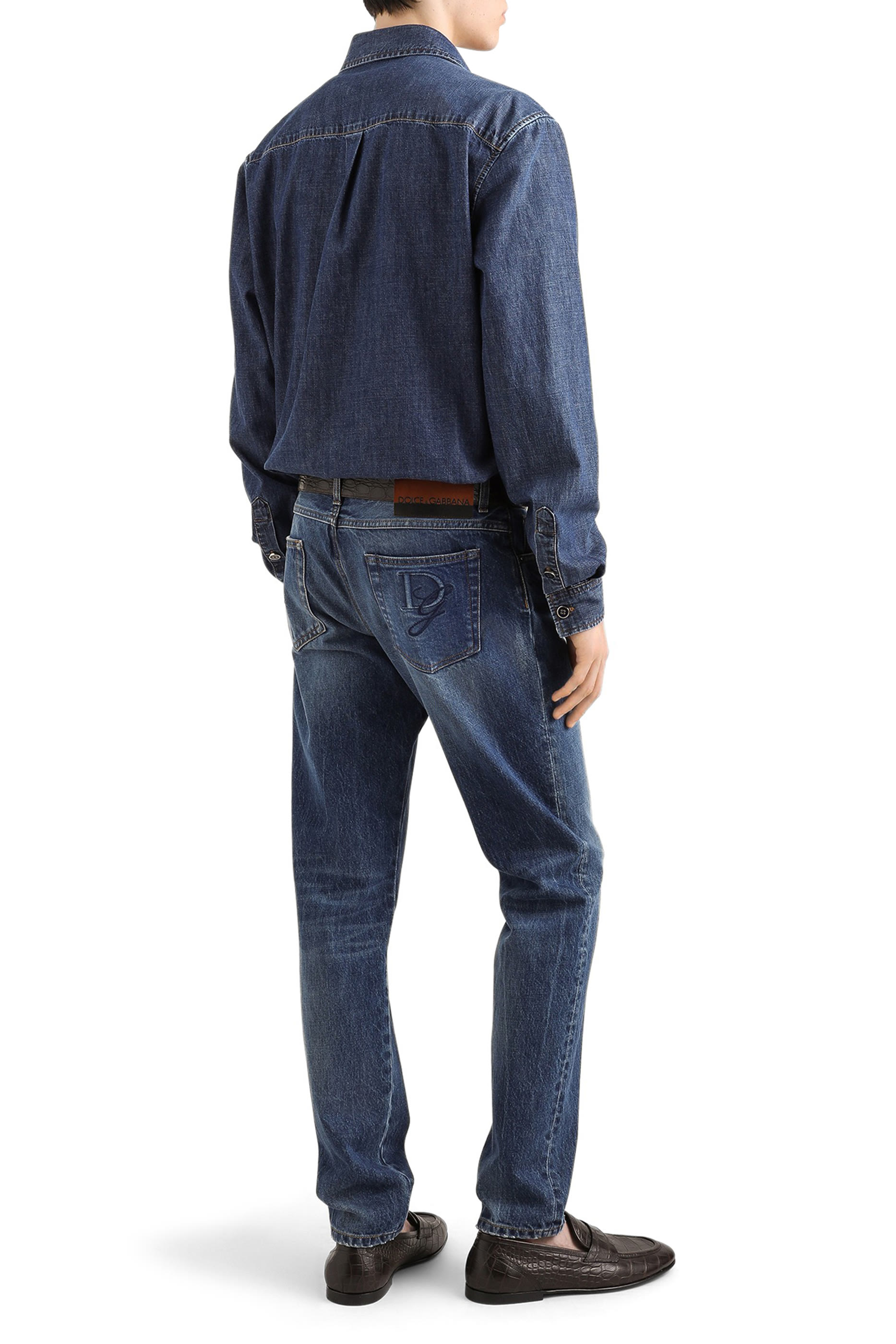 قميص دنيم بتطريز