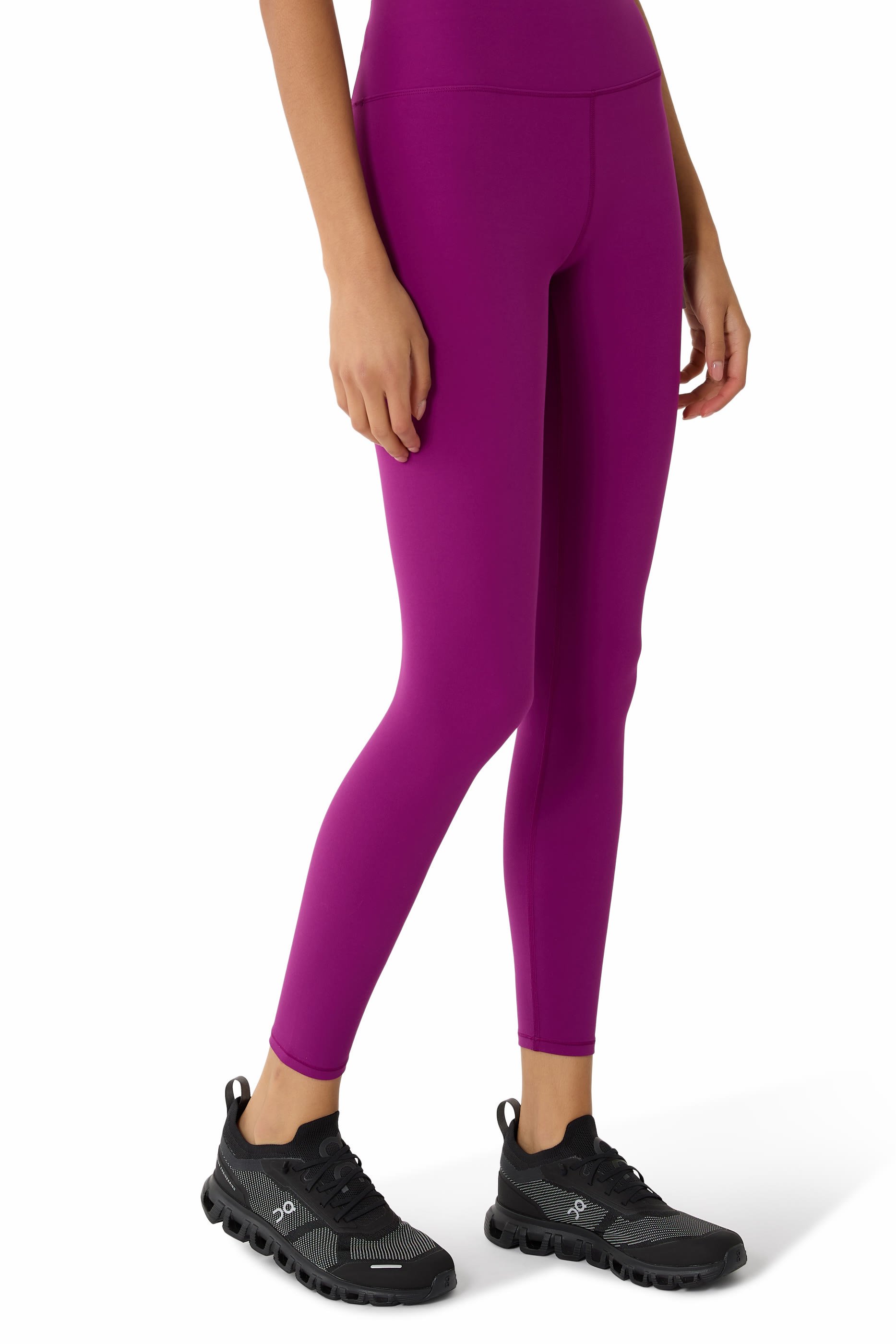 سنيكرز فيرسا كلاود 6