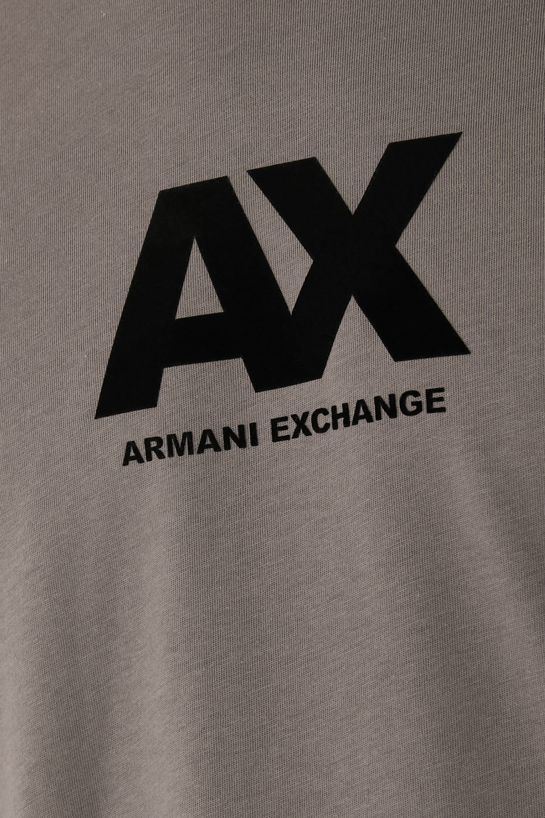  تيشيرت مُزين بشعار الماركة