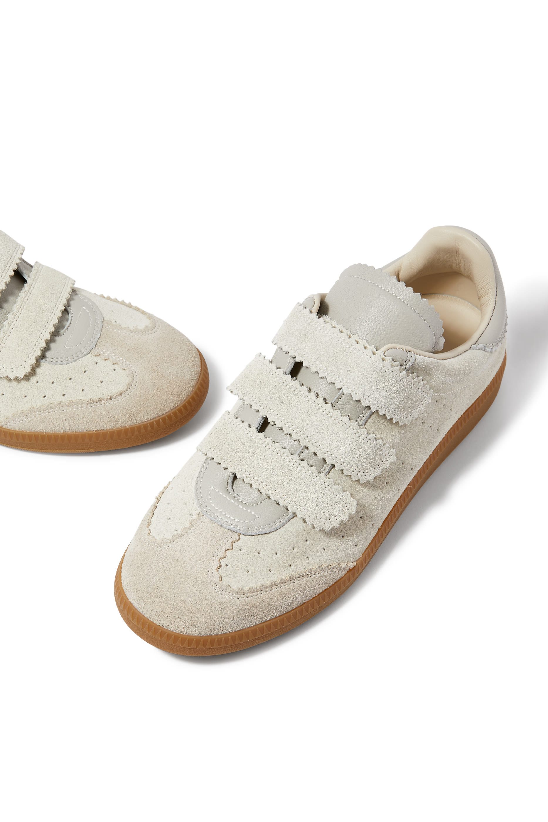 سنيكرز بيث بكاحل منخفض جلد