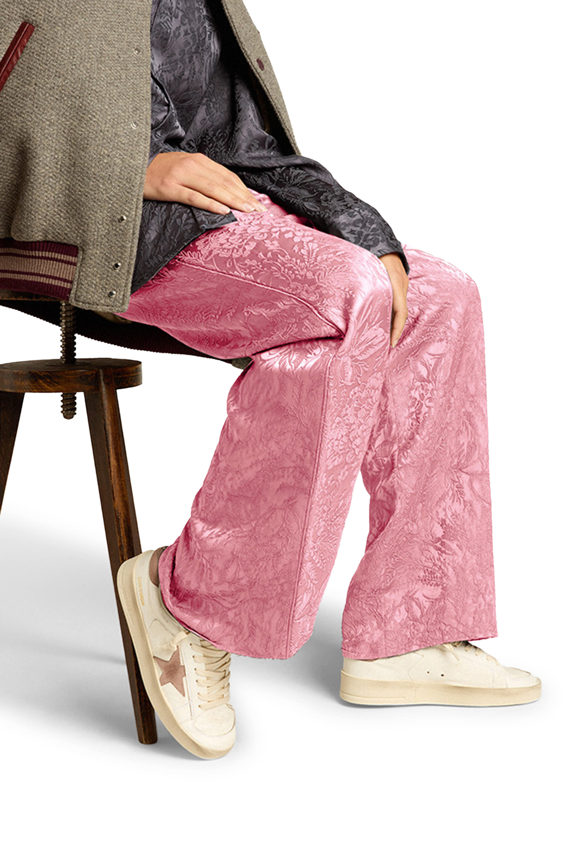 سنيكرز ستاردان