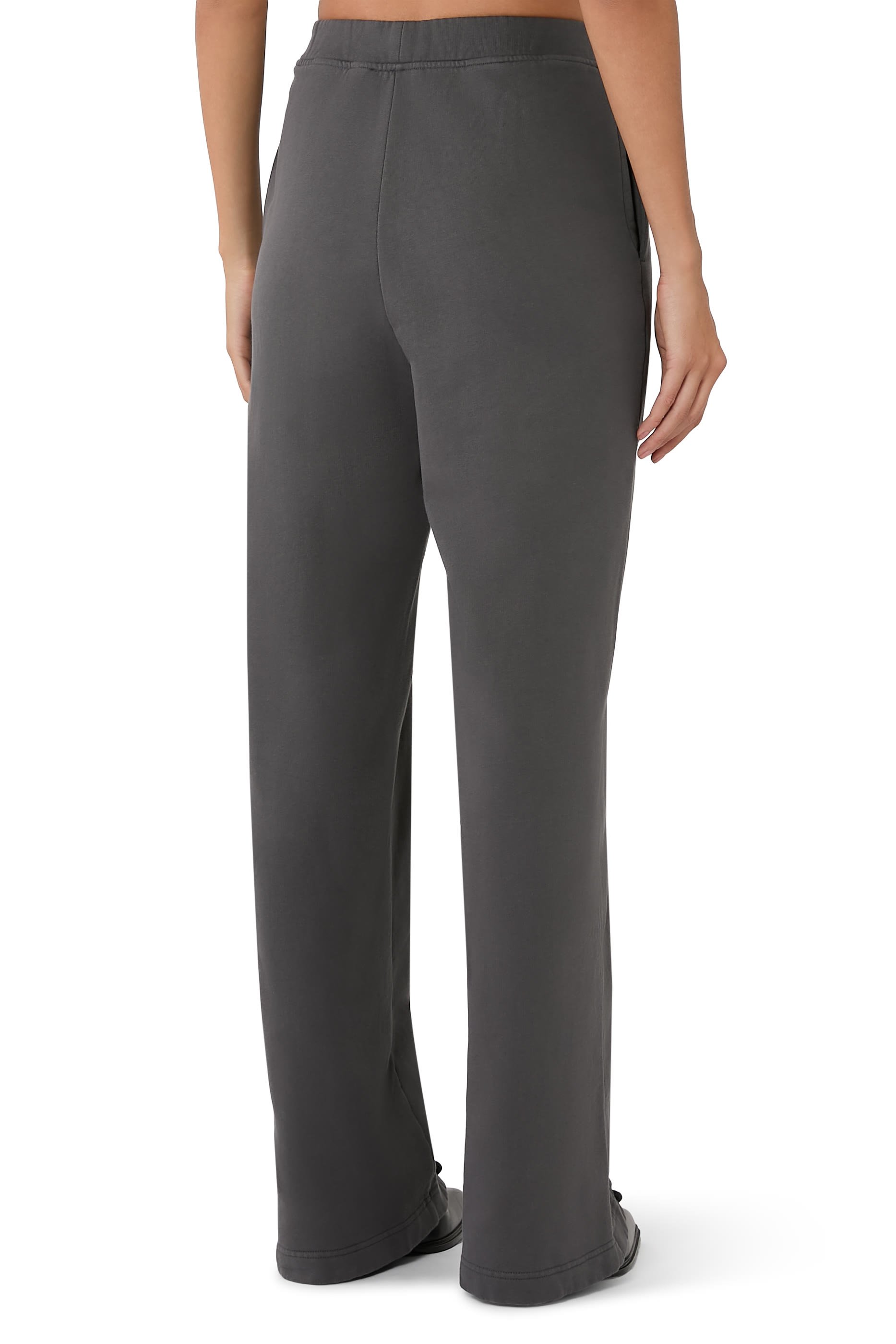 بنطال رياضي بأربطة