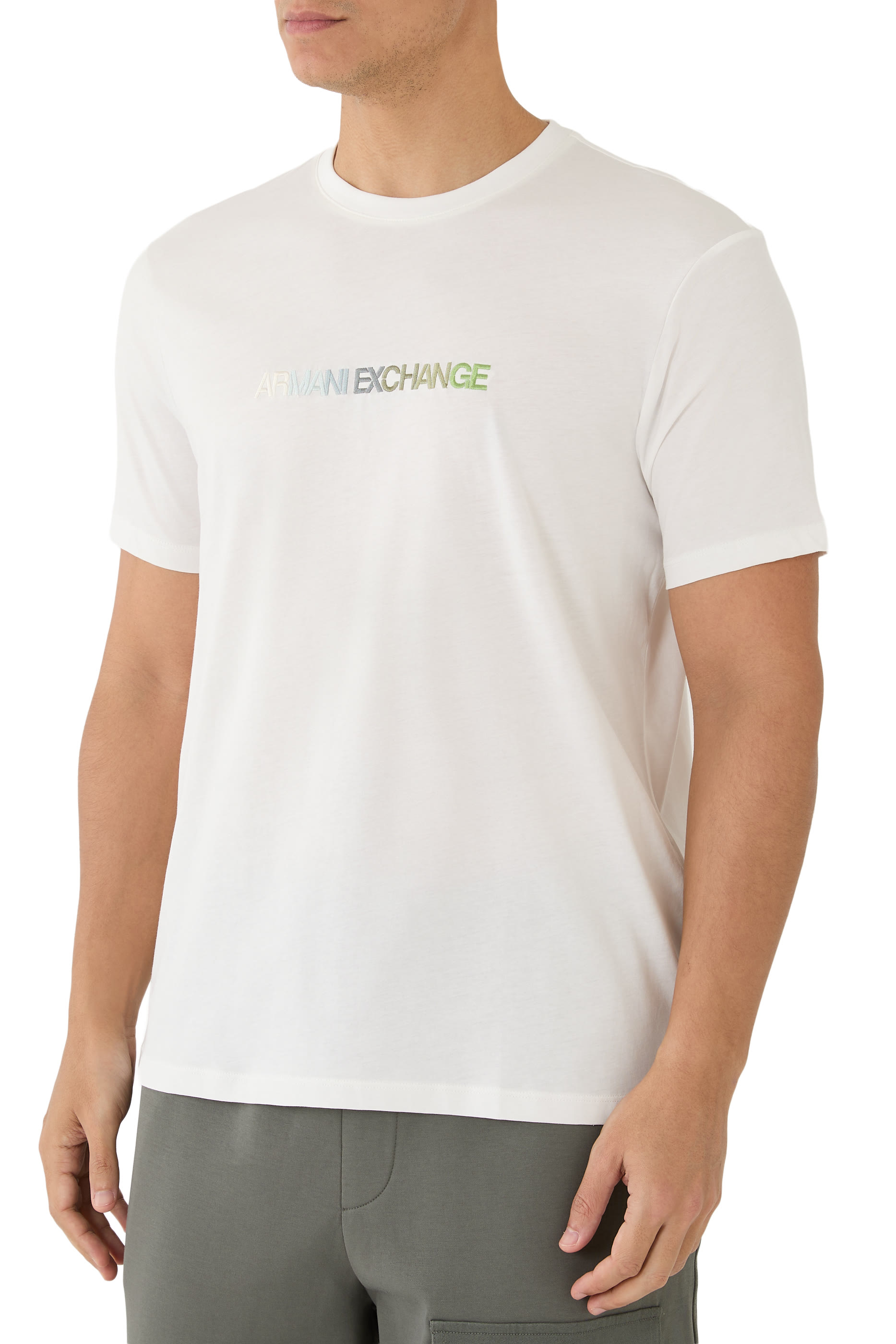 تيشيرت بقصة ضيقة قطن