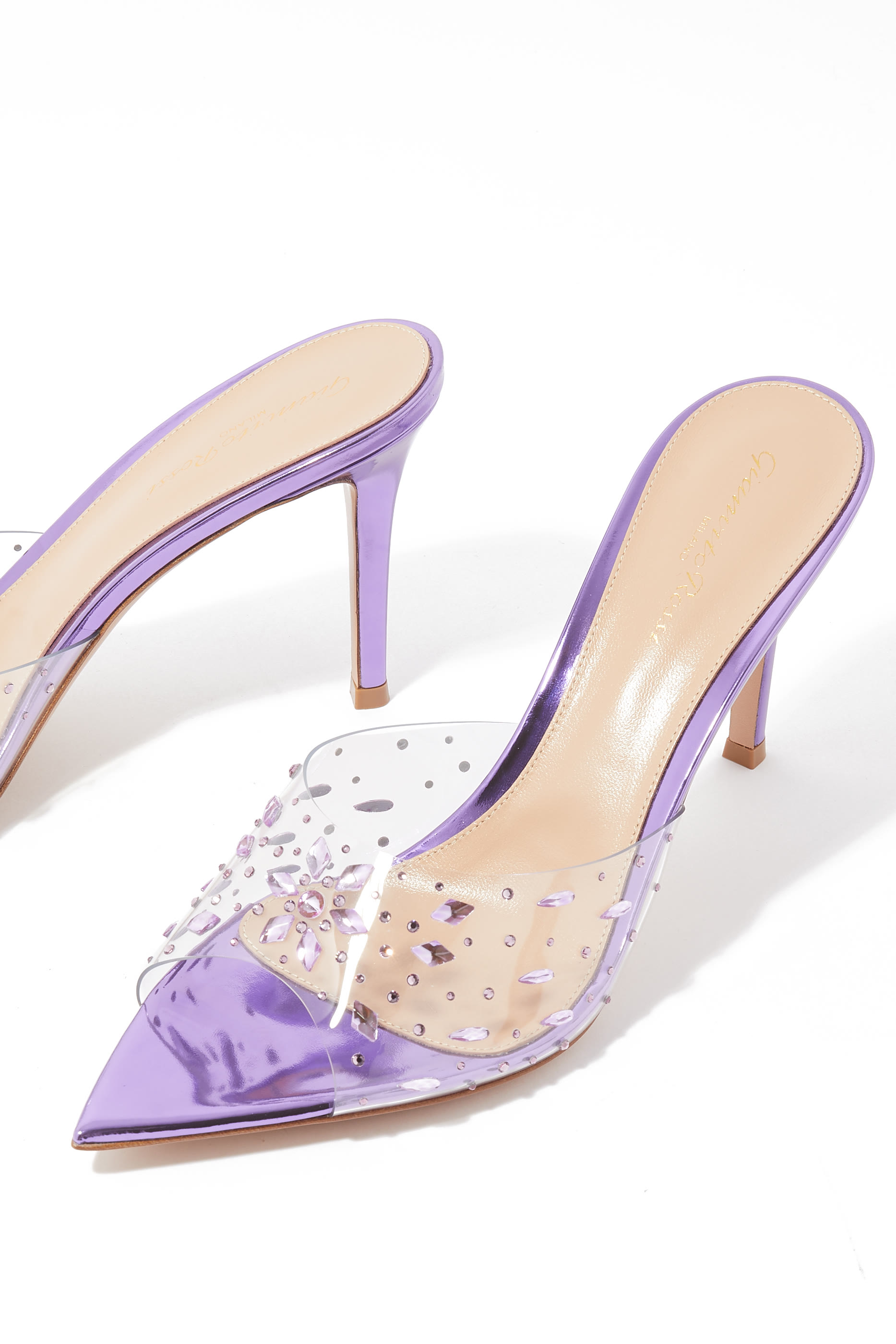 حذاء آلي مفتوح 85 جلد لامع بإصدار حصري