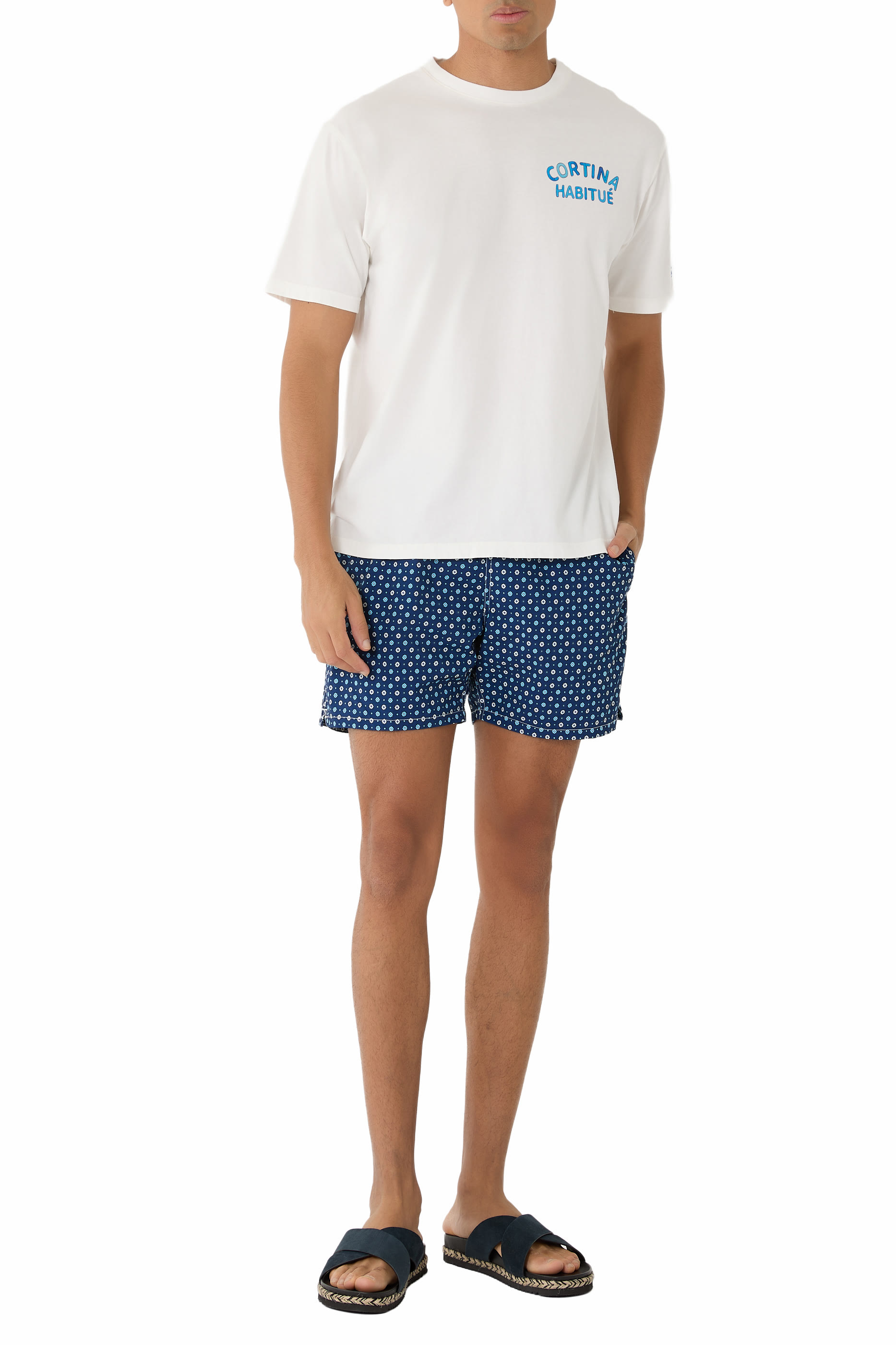 تيشيرت أرنوت وارم