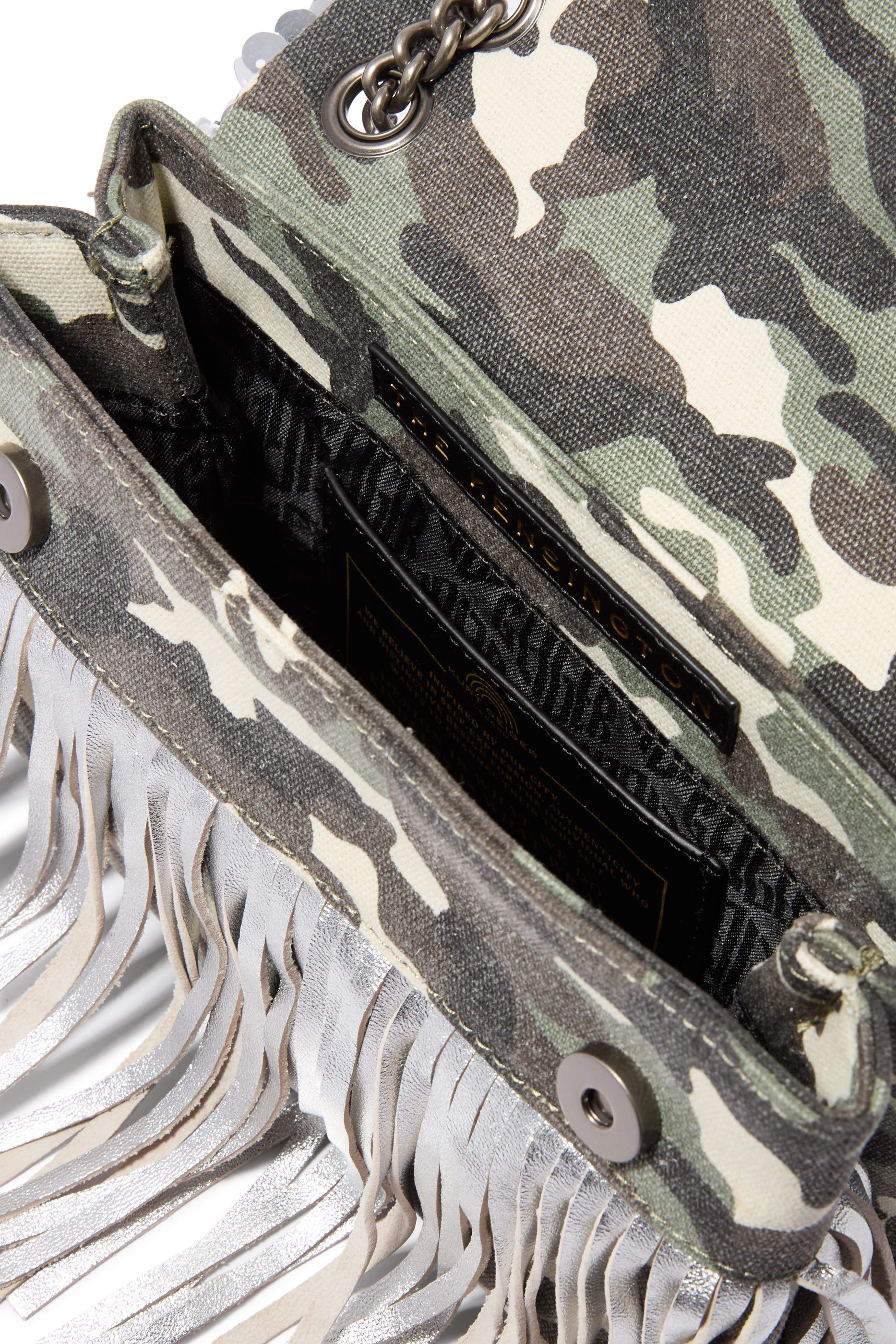 حقيبة كنسينغتون متوسطة بشرابات