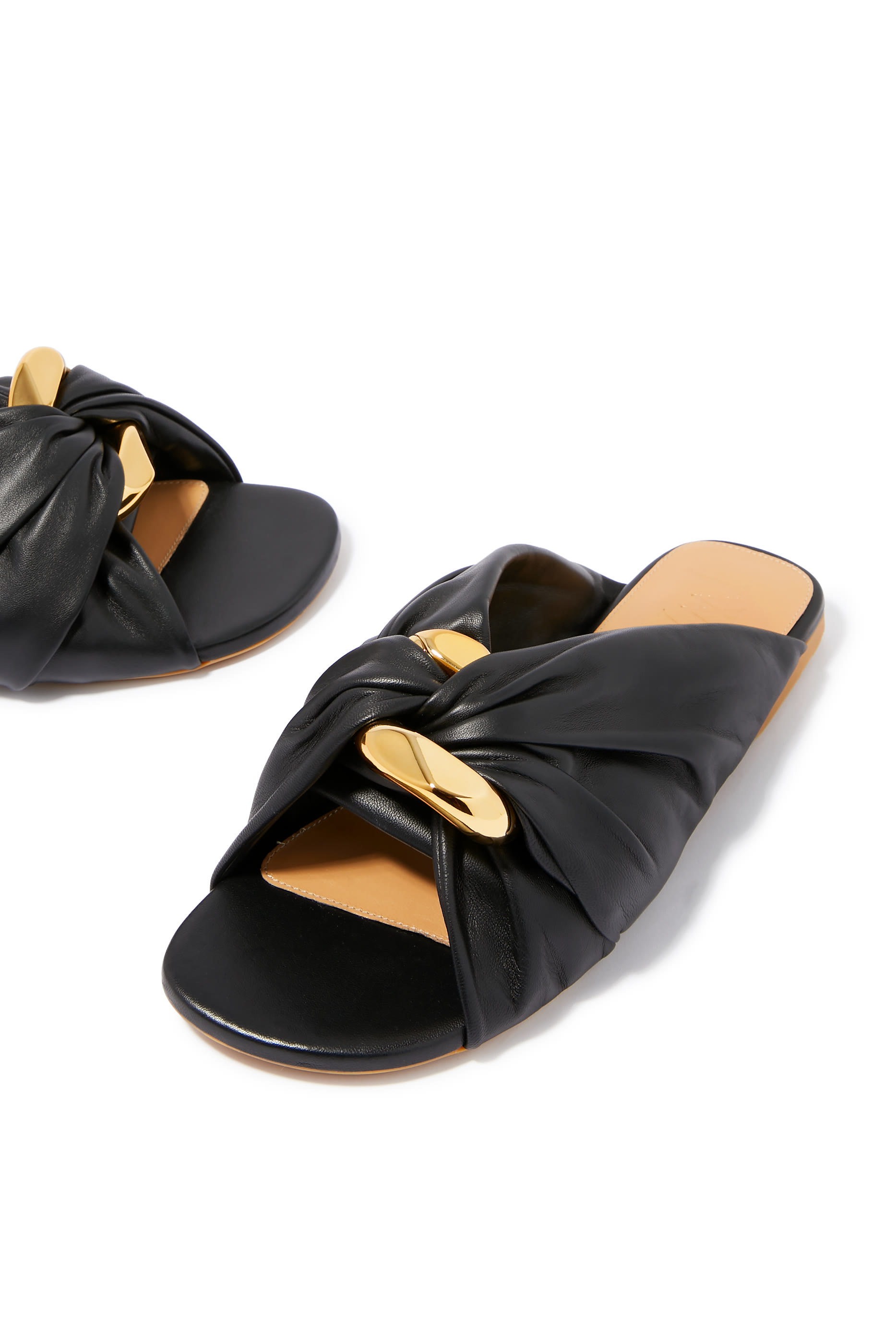 حذاء خفيف كورنر بنعل مسطح