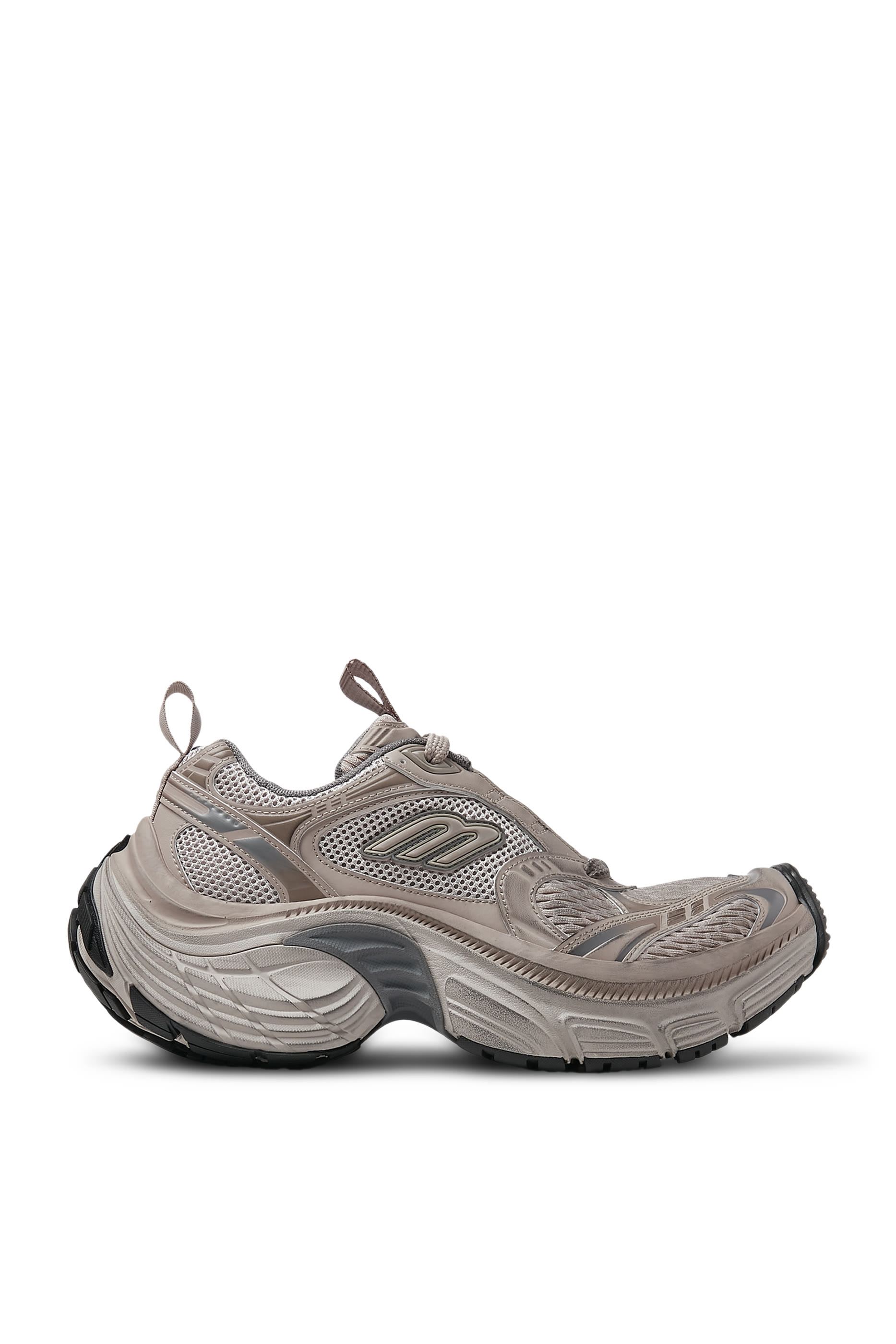 سنيكرز 6 إكس إل