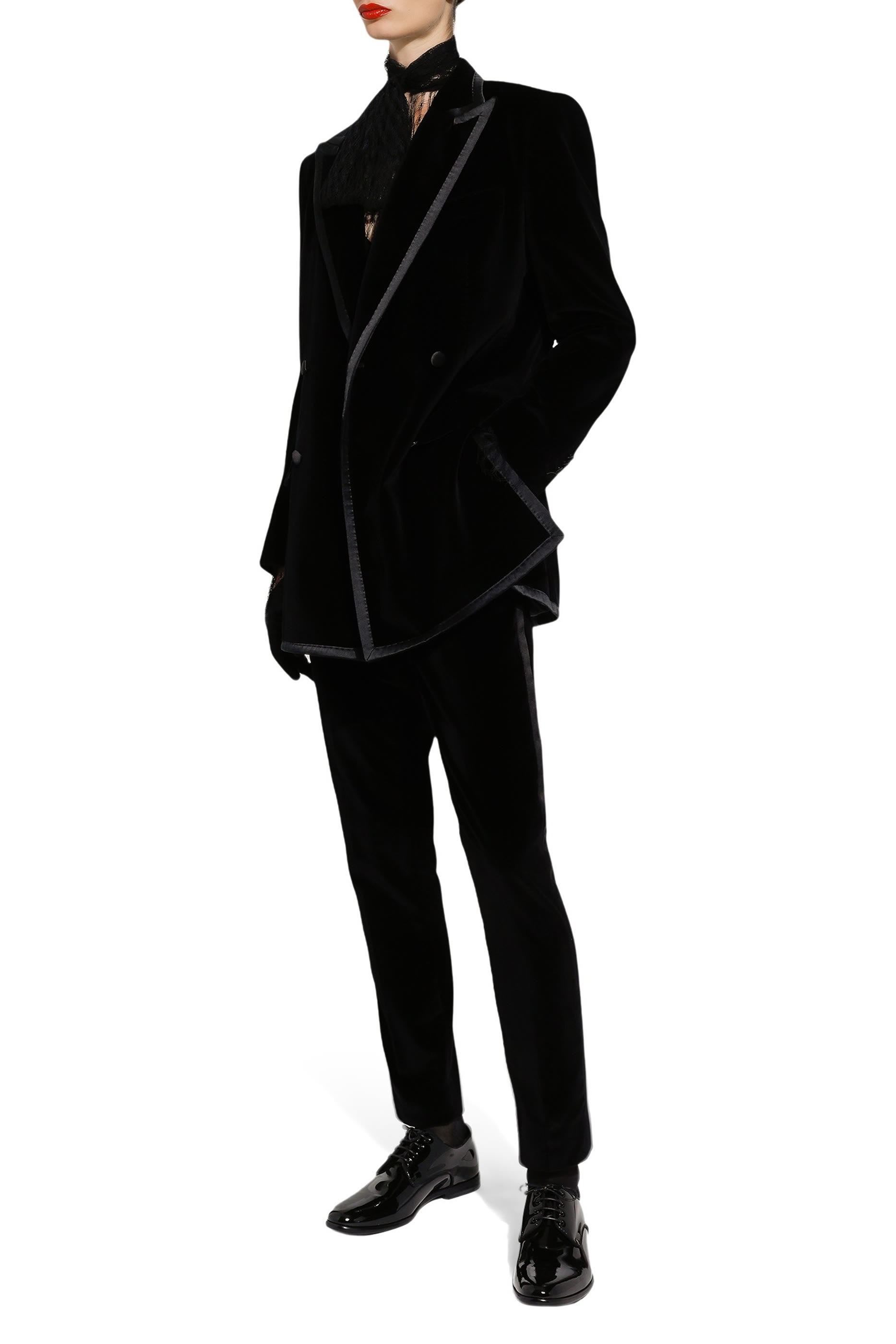 بنطال توكسيدو بقصة ملاءمة للجسم مخمل