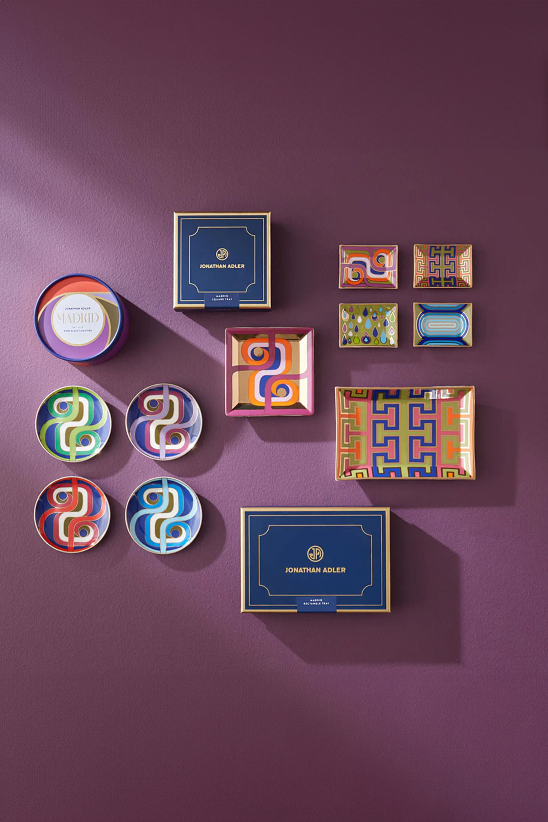 مجموعة قواعد أكواب مادريد، 4 قطع