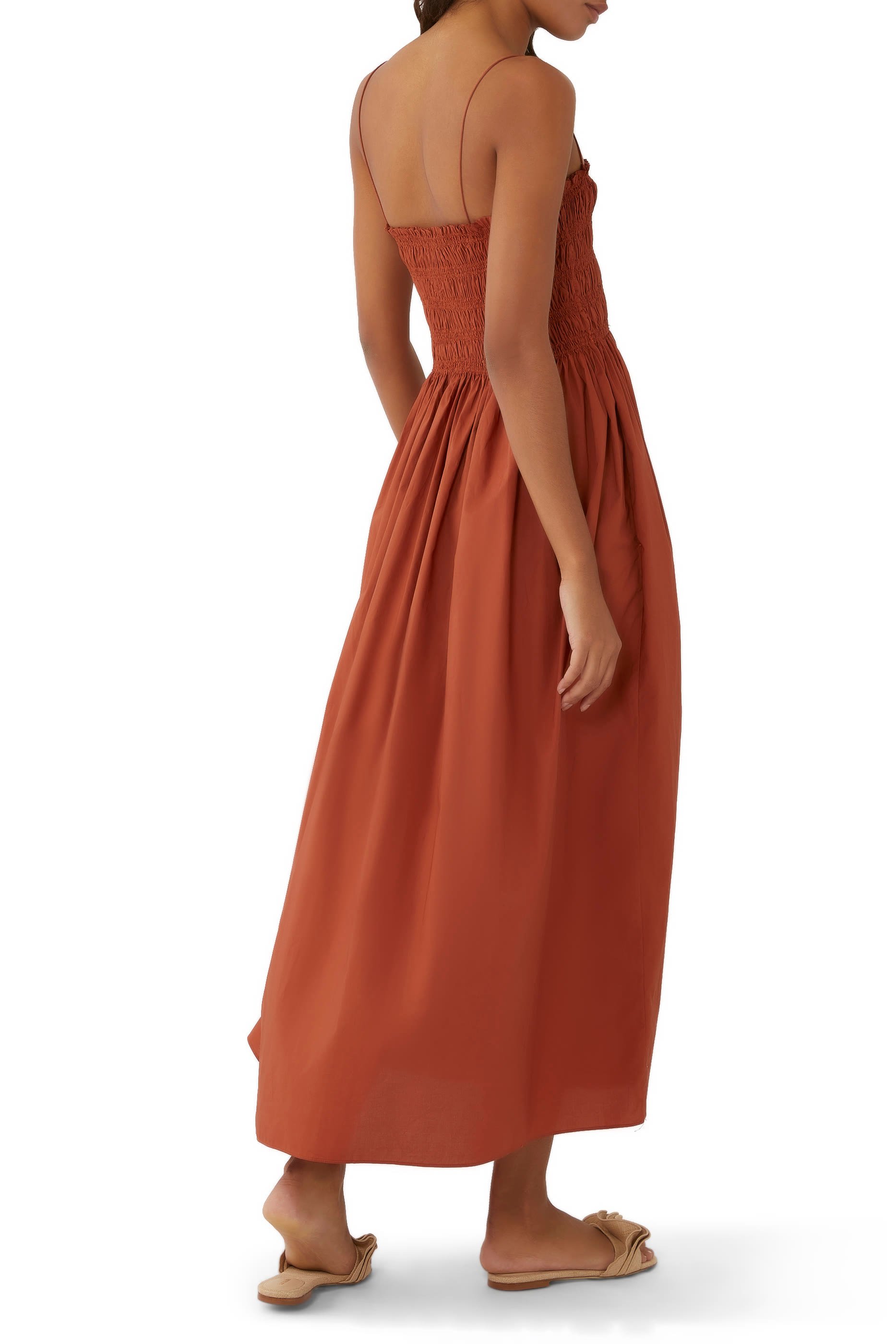 فستان بصدرية مكشكشة