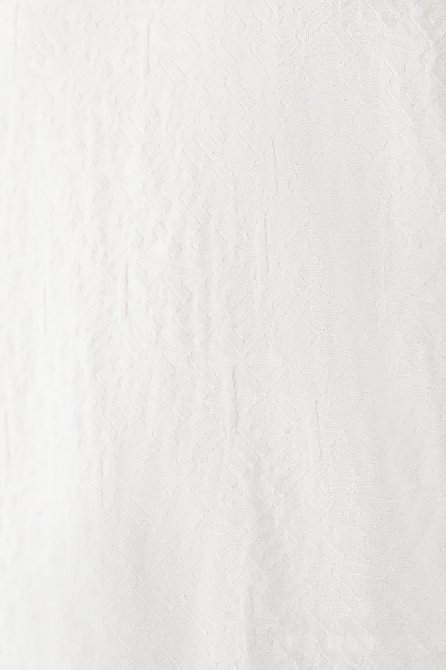 تيشيرت بقصة عادية