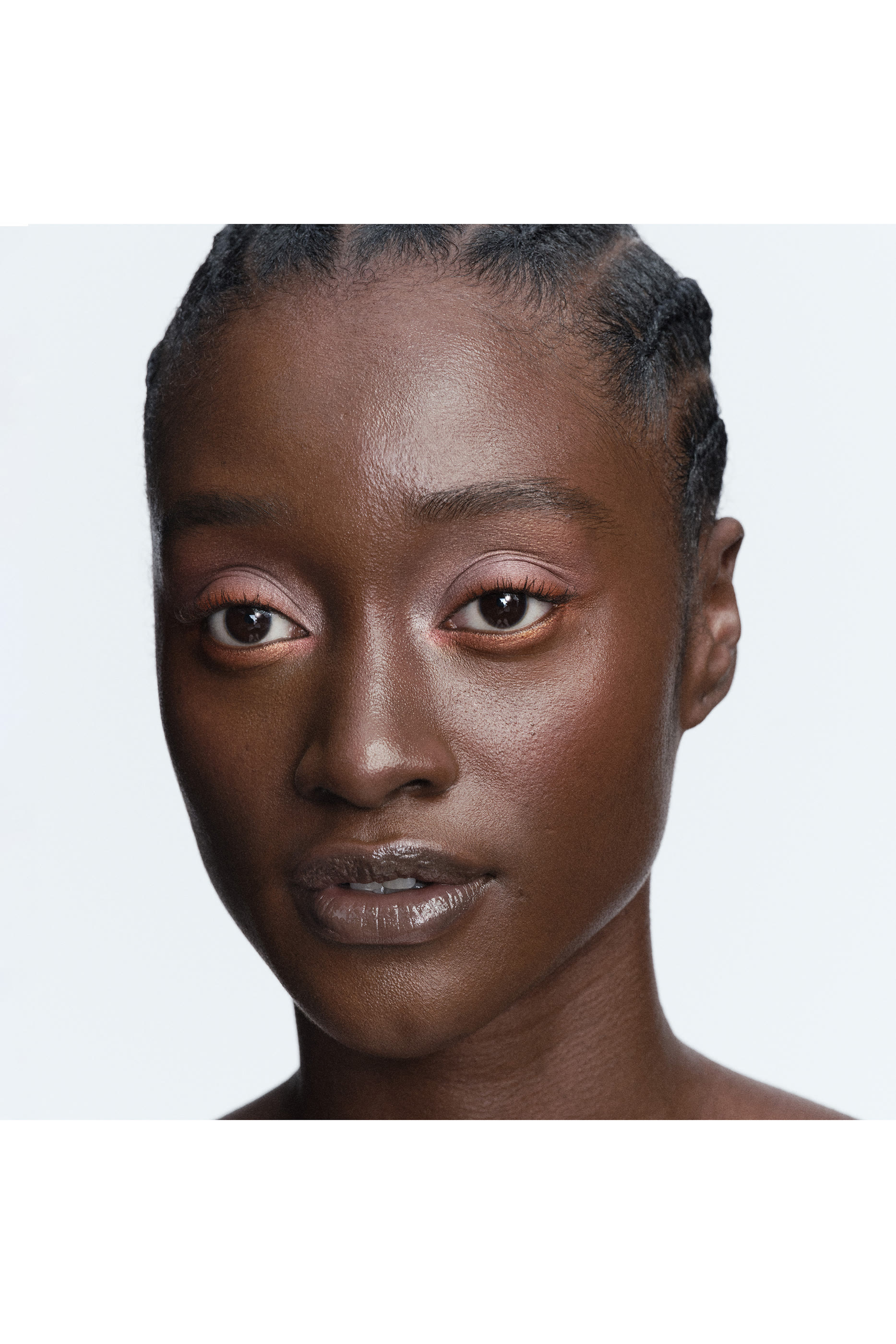 لوحة ظلال عيون بخمسة ألوان