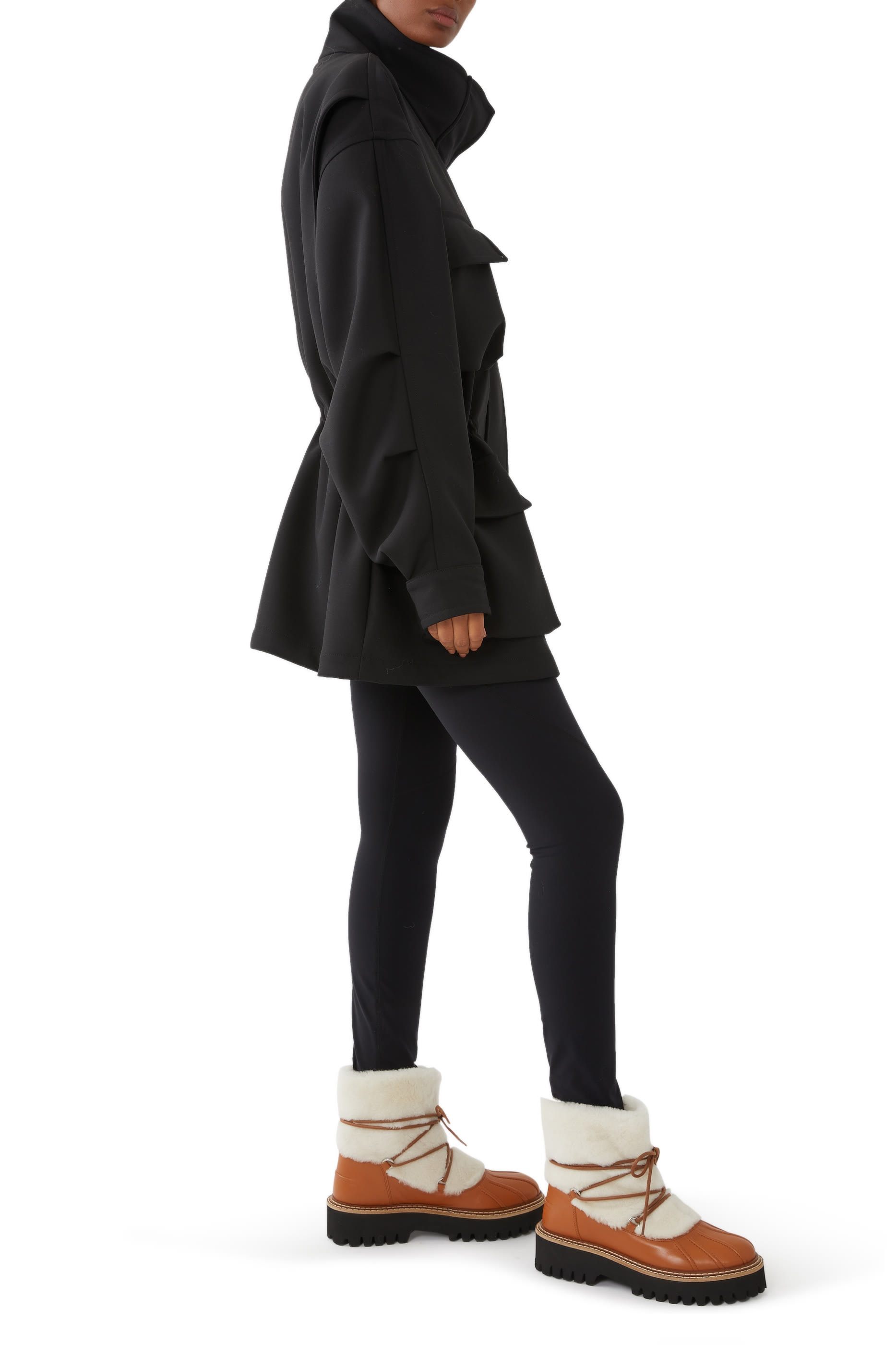 حذاء بوت متوسط الطول برباط من صوف ميرينو المكوي