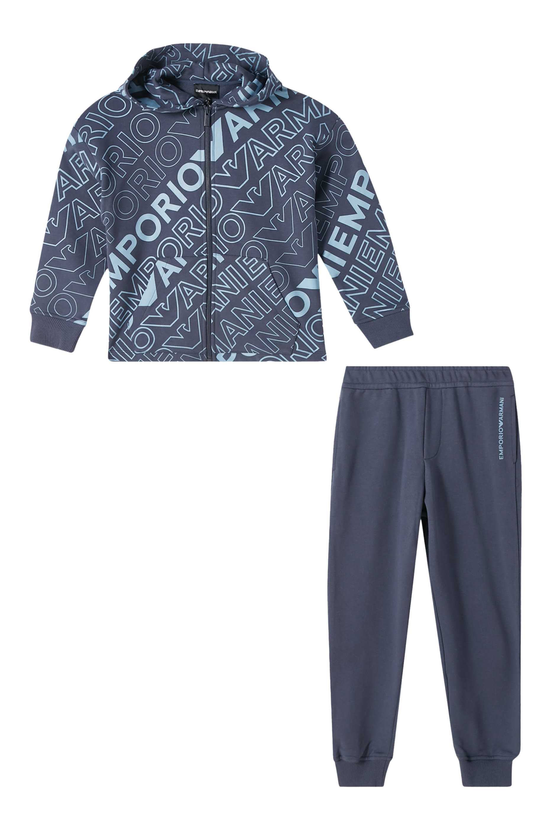 بدلة رياضية بحروف شعار الماركة للأطفال