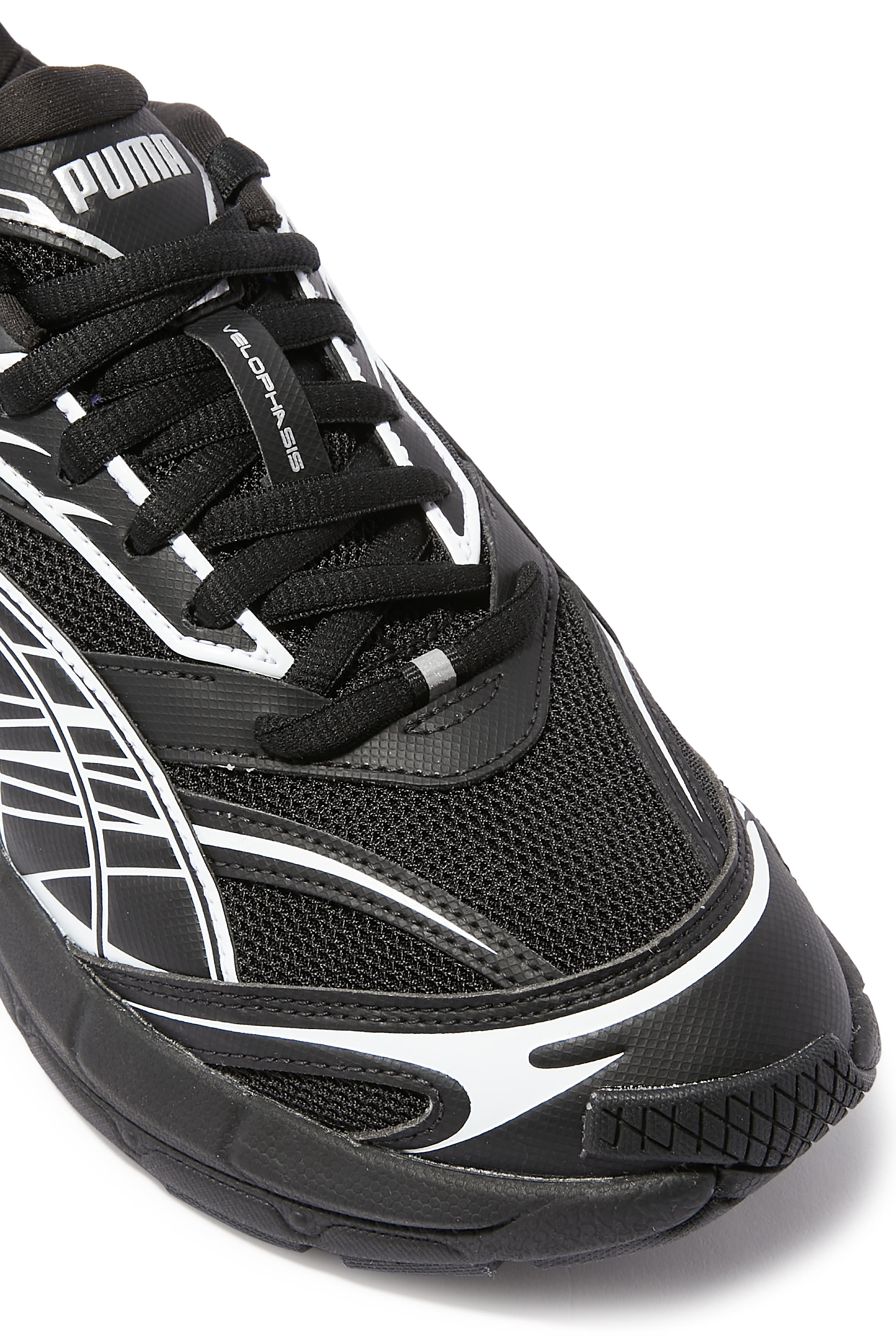 سنيكرز فيلوفسيس أولويز أون للجري