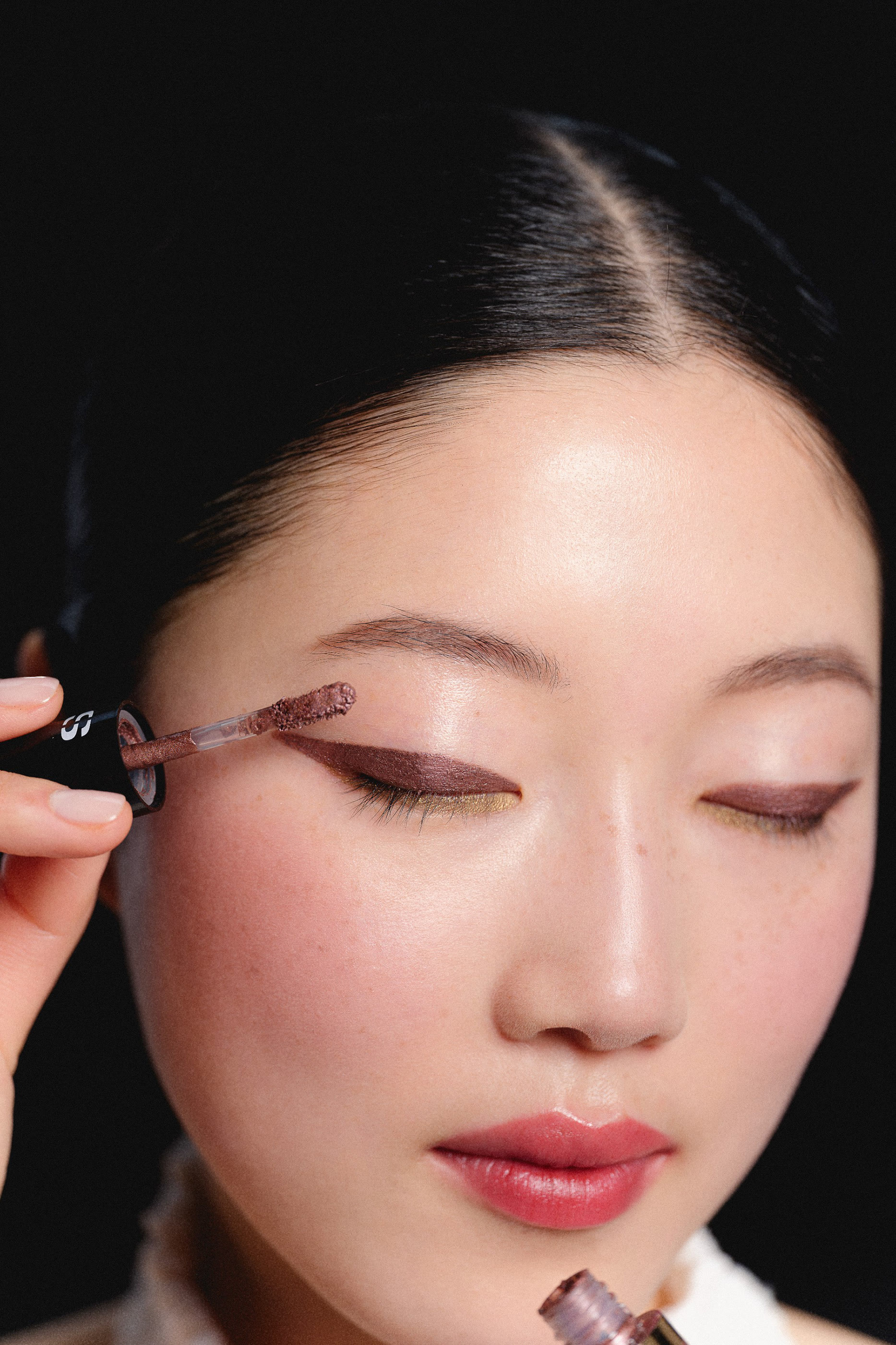 ظل عيون سائل اومبري ايكلا