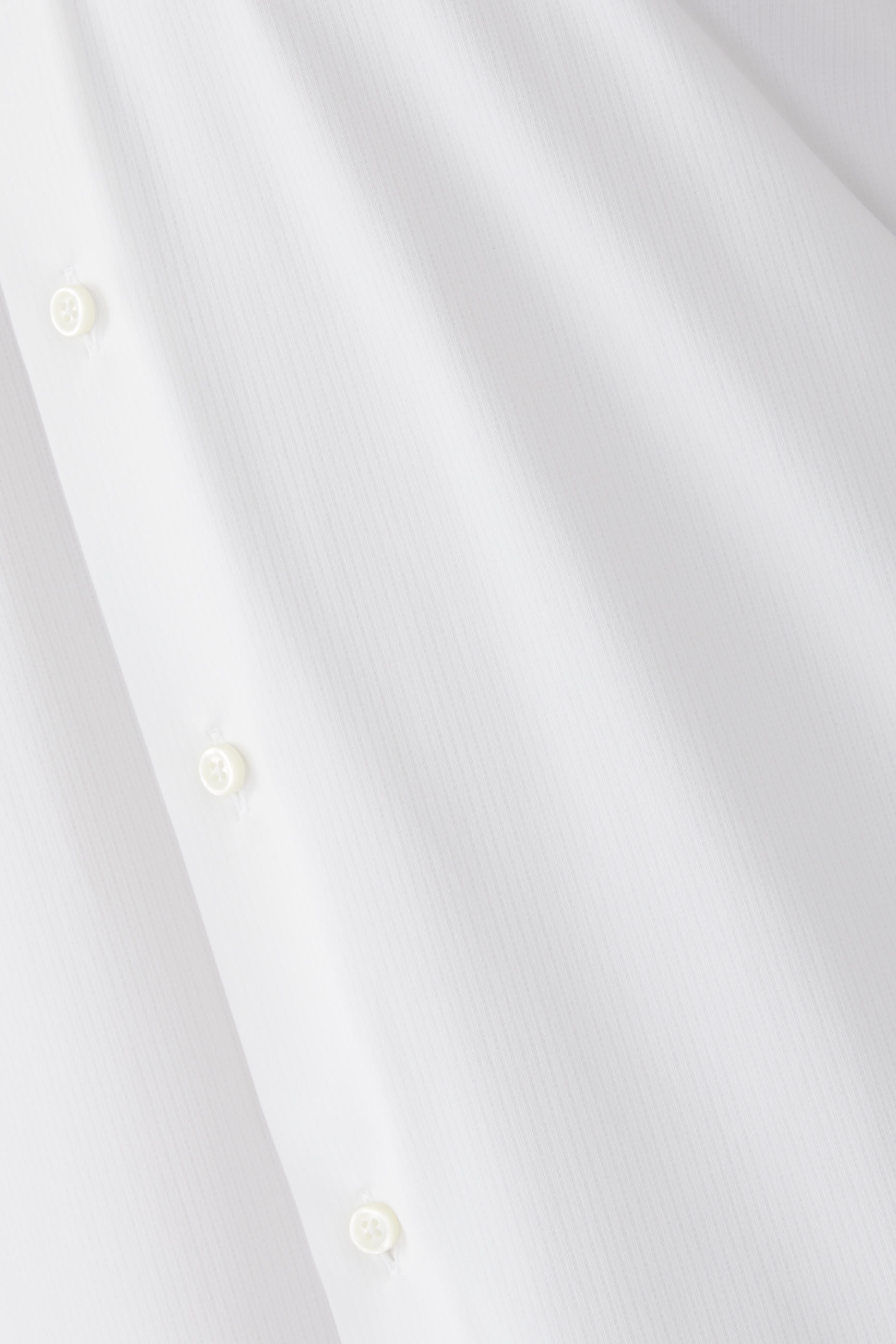 قميص بي-جو-كينت بأكمام طويلة