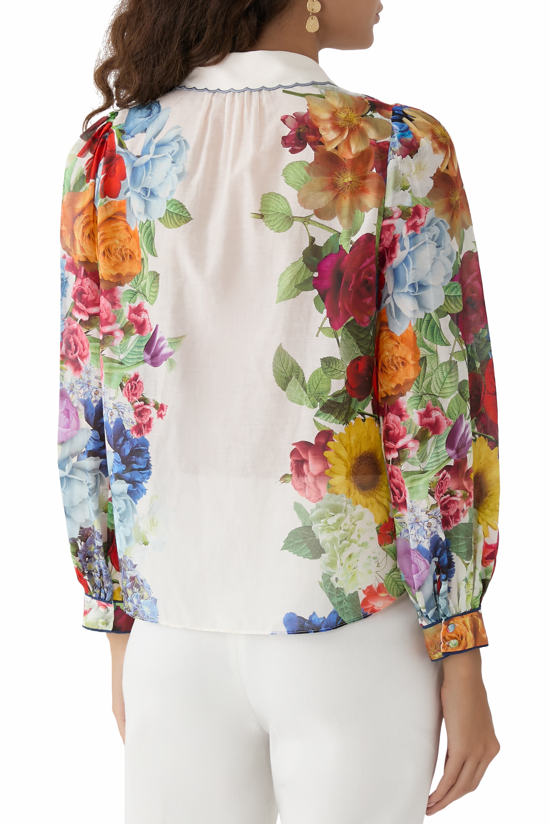 بلوزة روان بأزرار