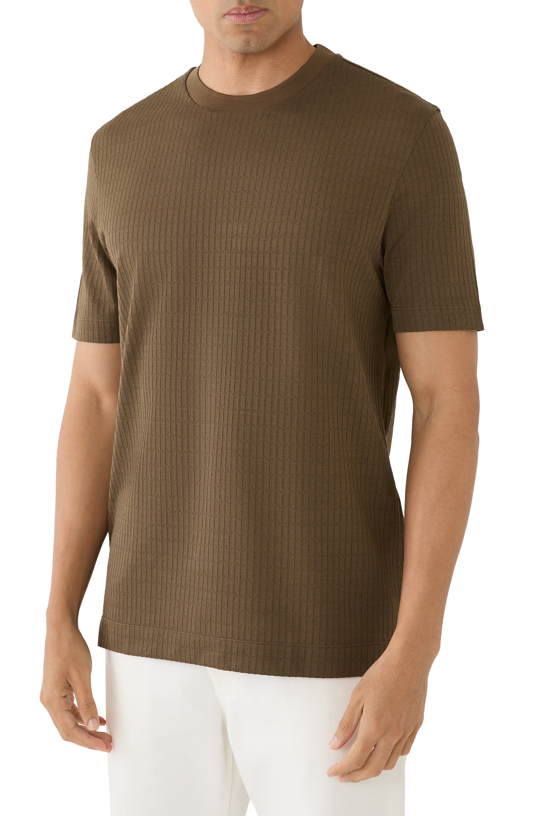 تيشيرت بنقشة هندسية جاكار