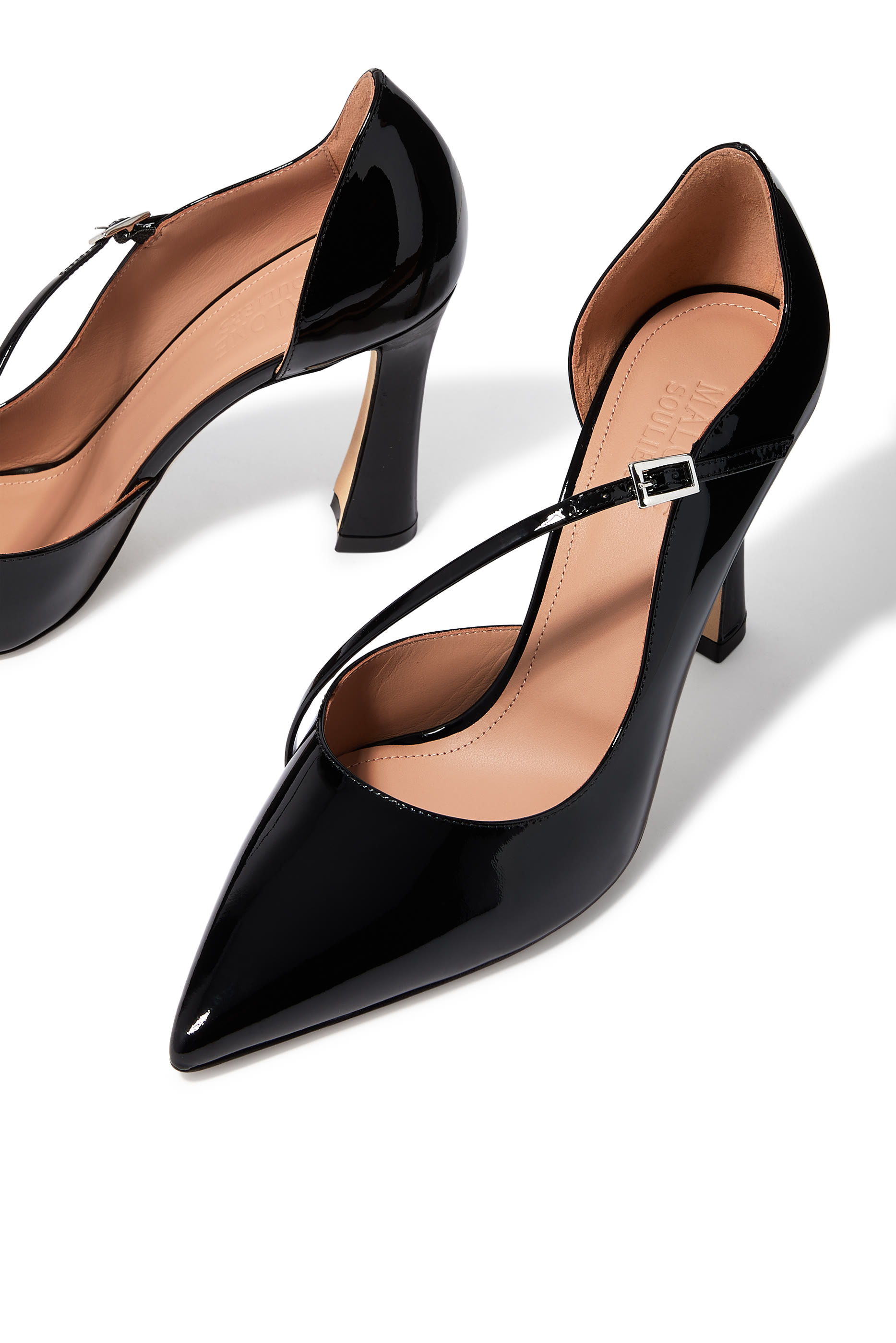 حذاء كلاسيكي بيتينا 90