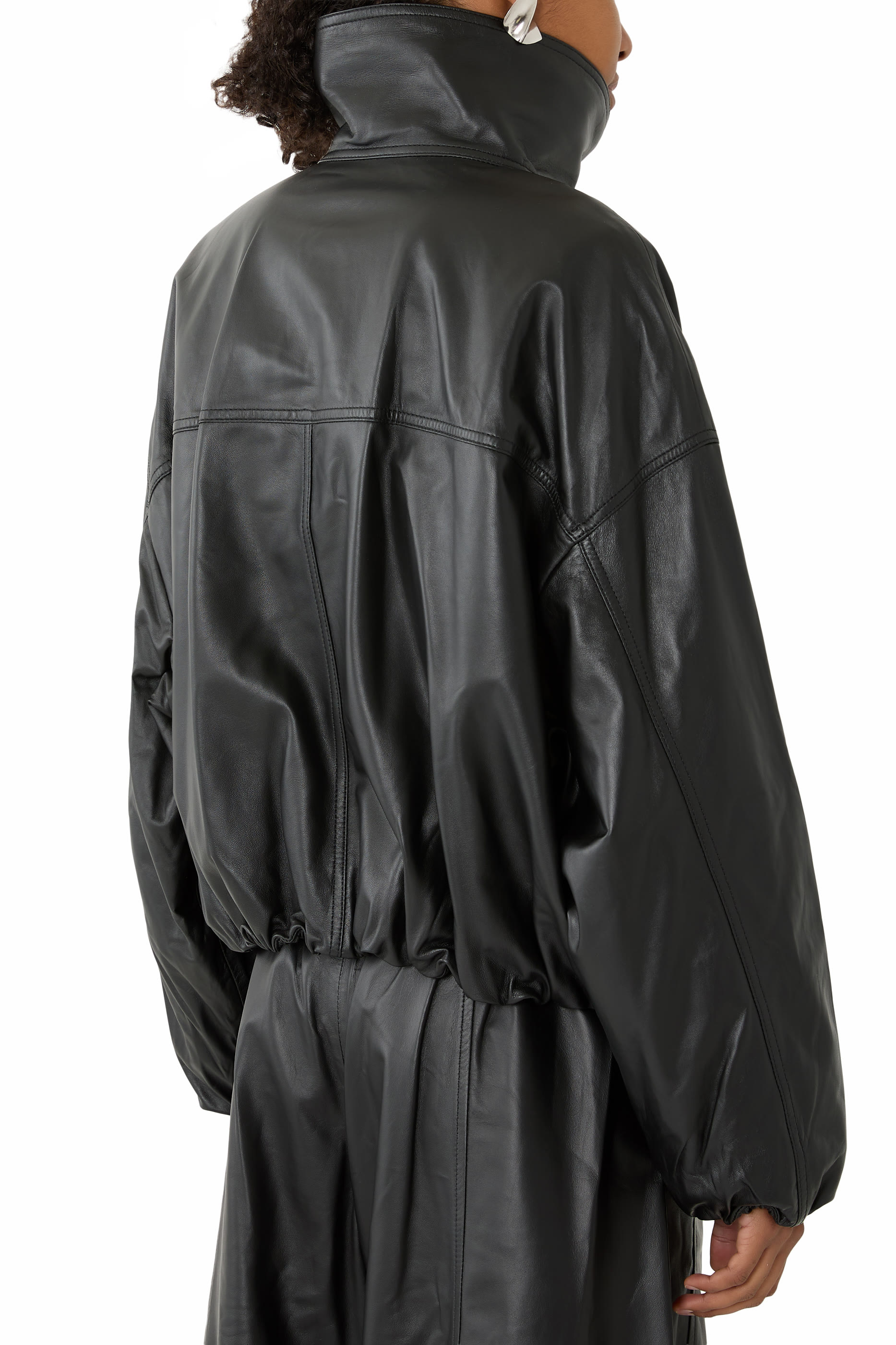 جاكيت جيد جلد