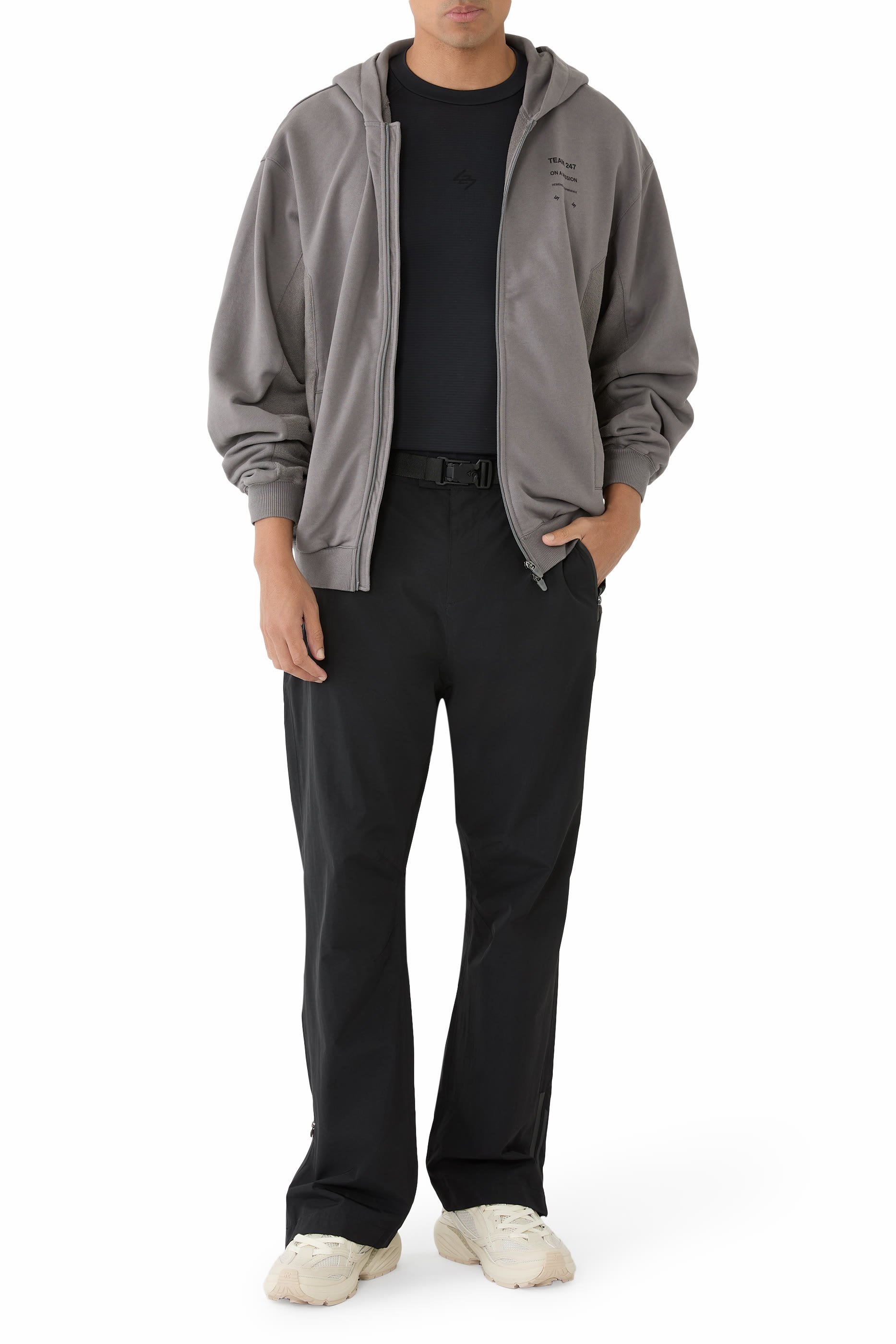 تيشيرت 247 أبريزينج بأكمام طويلة بلا حياكة