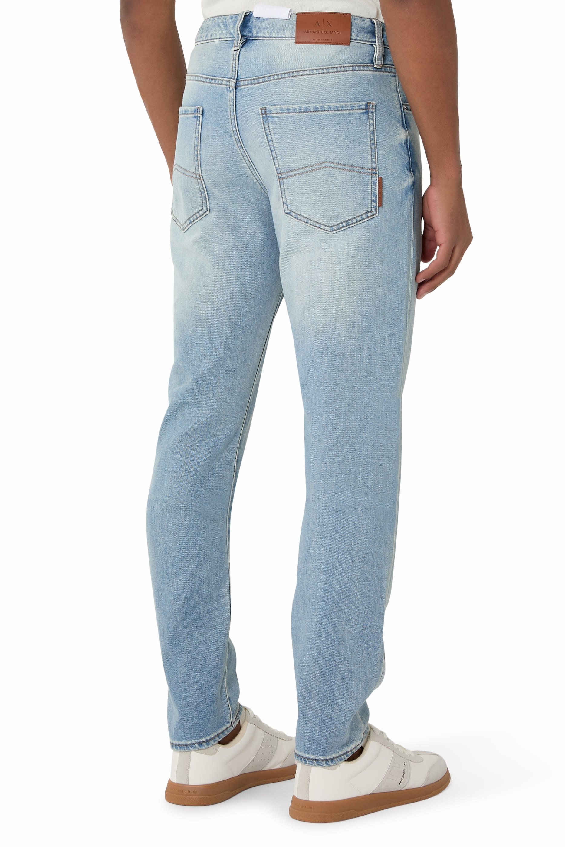  بنطال جينز بقصة ضيقة دنيم