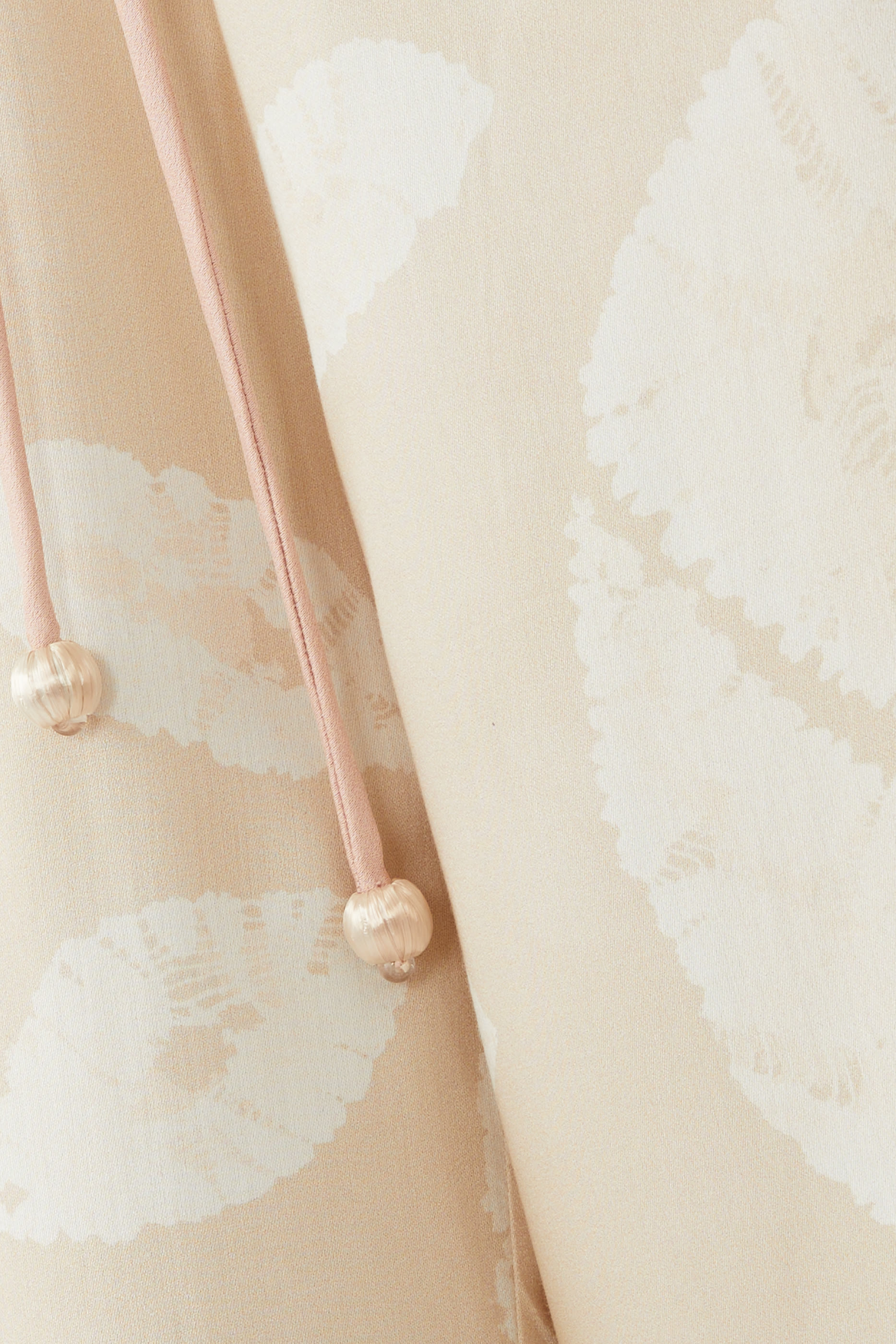 بنطال تياني