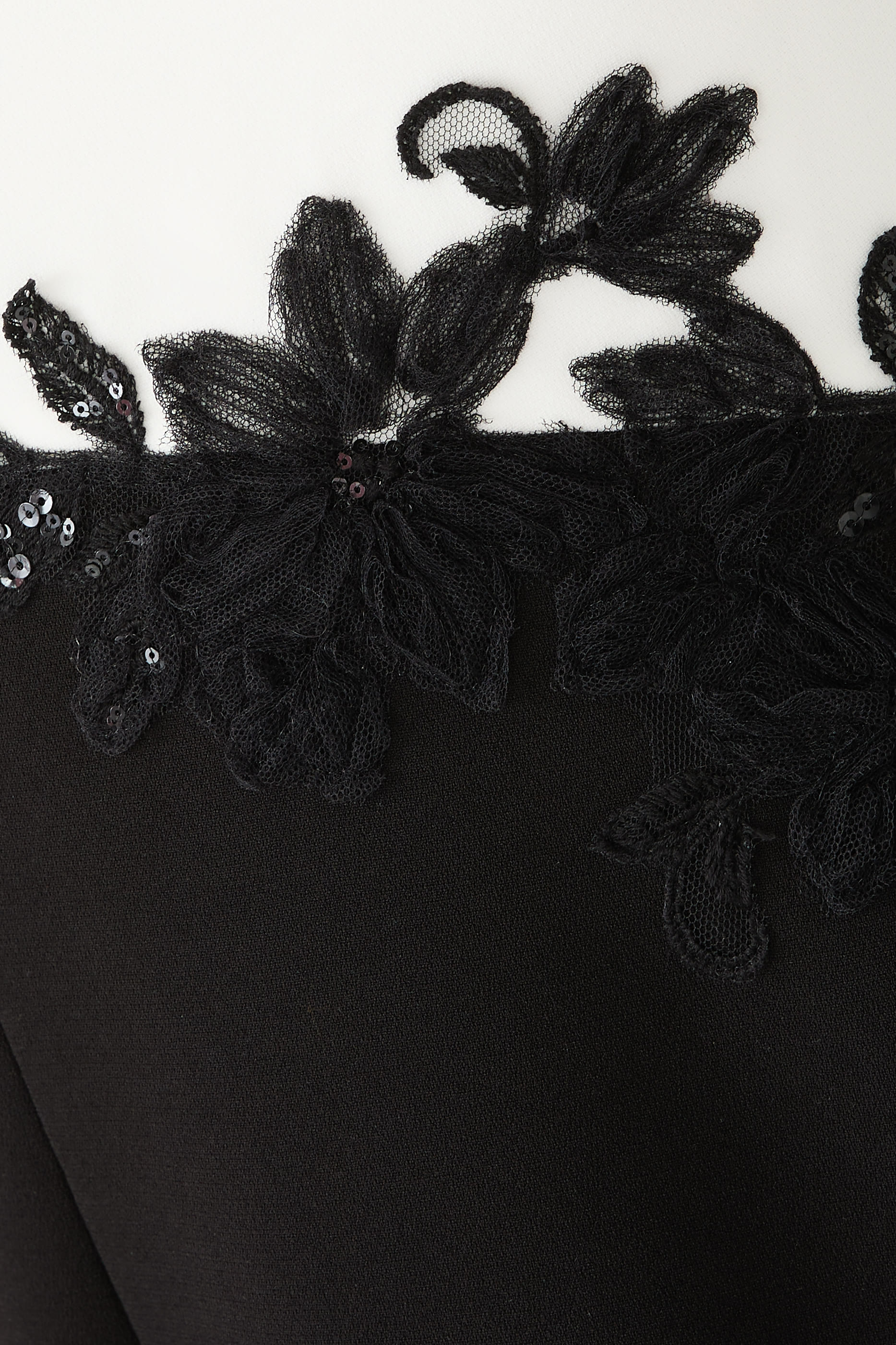 فستان سهرة بكتف واحد درابيه كريب