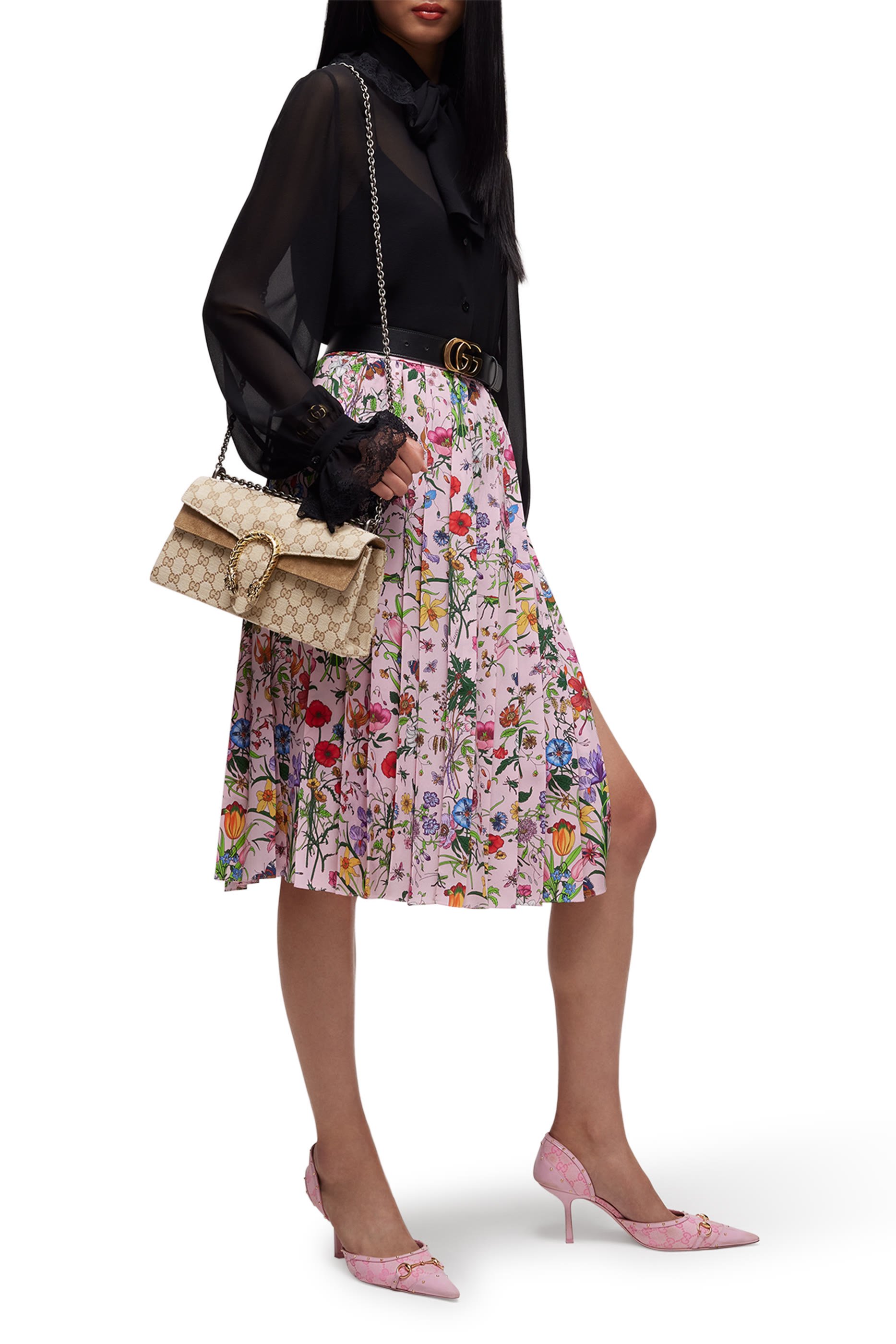 تنورة بطيات ونقشة حرير