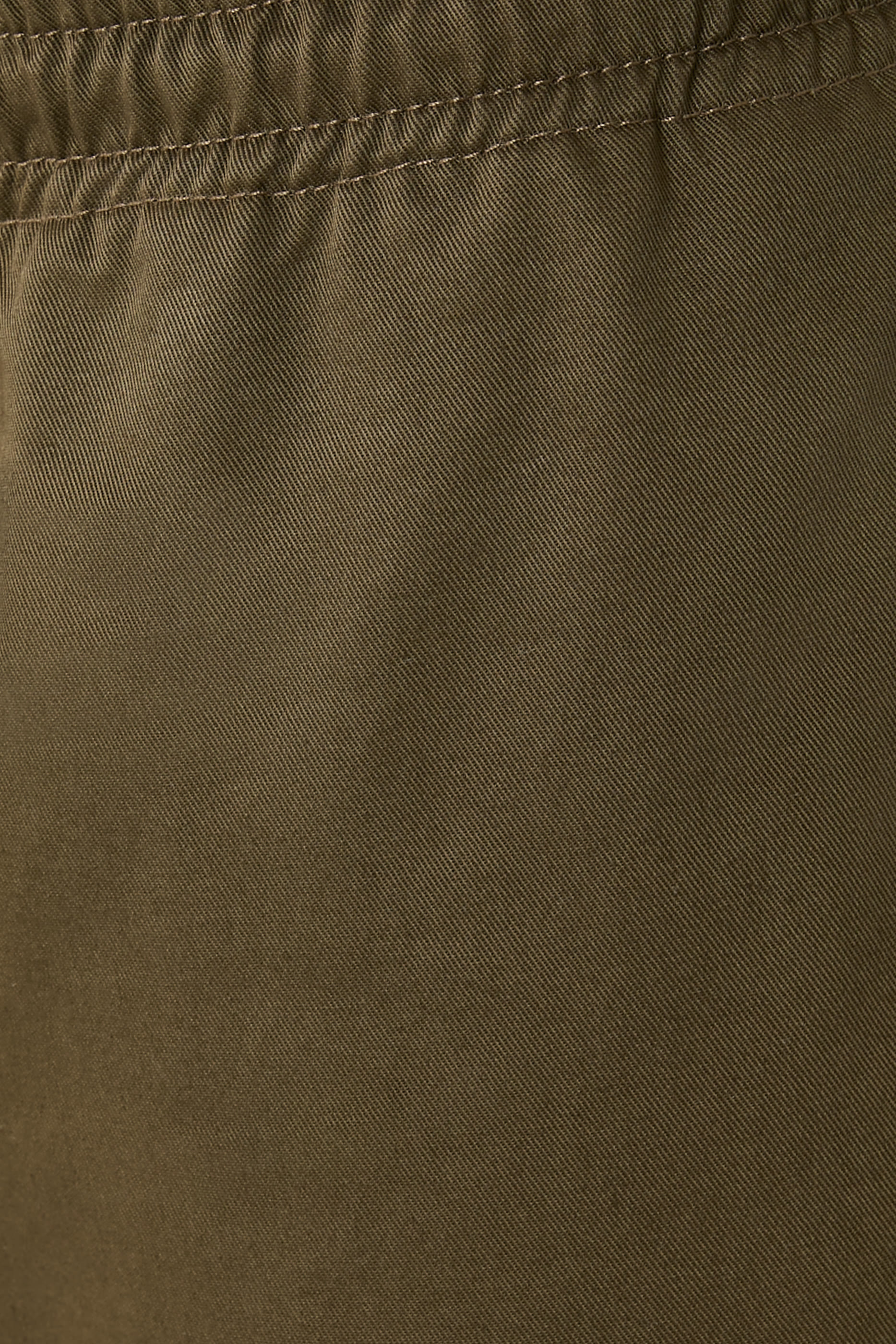 بنطال بقصة ساق مستقيمة جبردين