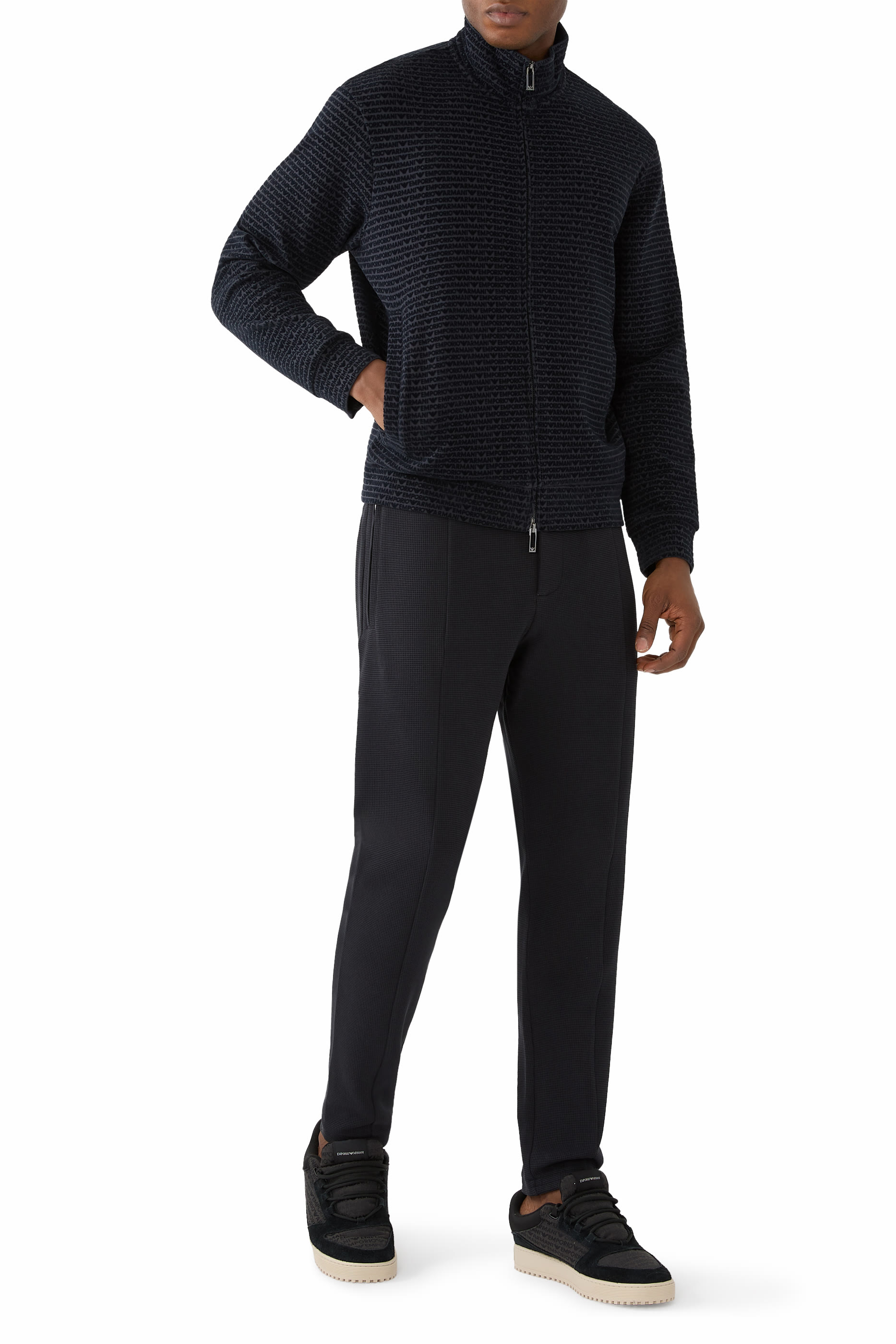 سويت شيرت بسحاب كامل ونقشة شعار الماركة بملمس بارز بالكامل جرسيه