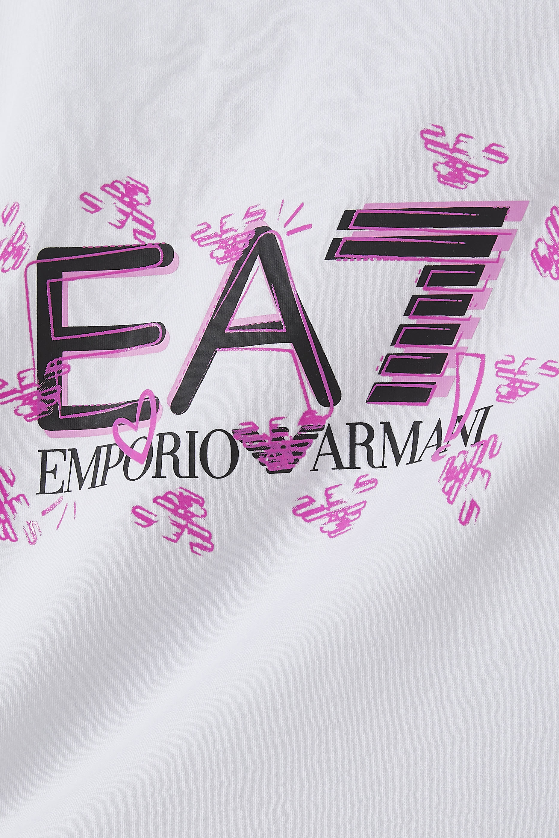 تيشيرت بشعار الماركة للأطفال